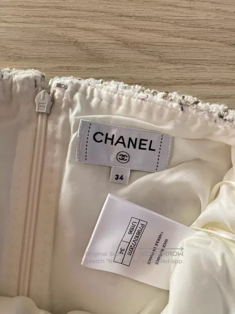 Chanel Chanel 25a Hangzhou series popular white buckle skirt Size 42" / US 20 - 3 Thumbnail
