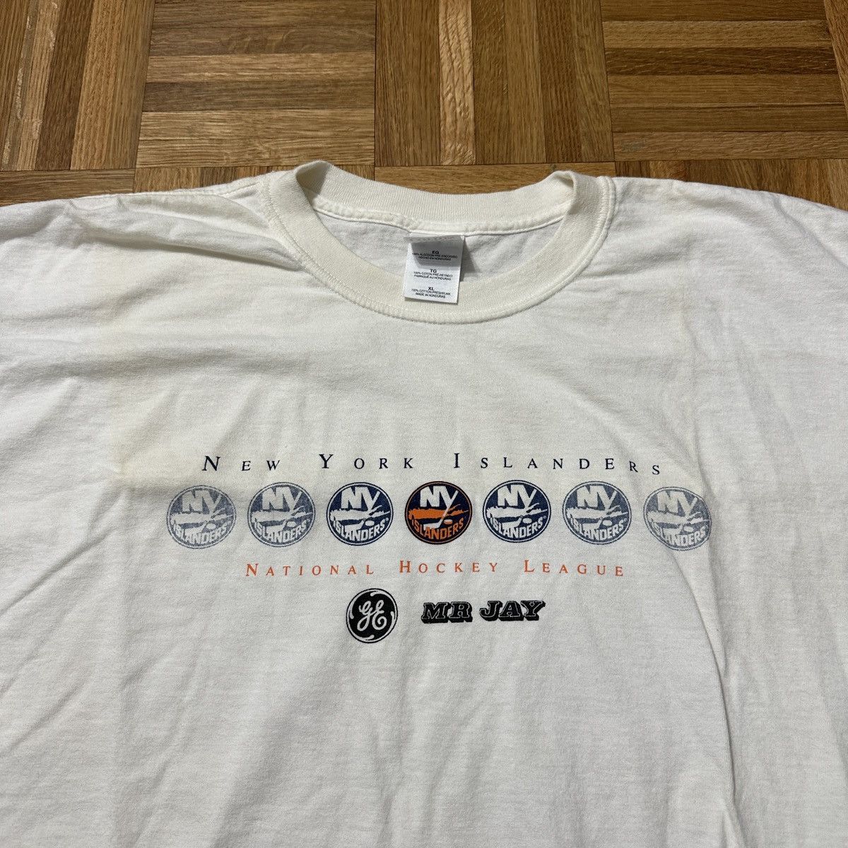 Gildan Vintage New York Islanders tee Size US XL / EU 56 / 4 - 3 Thumbnail