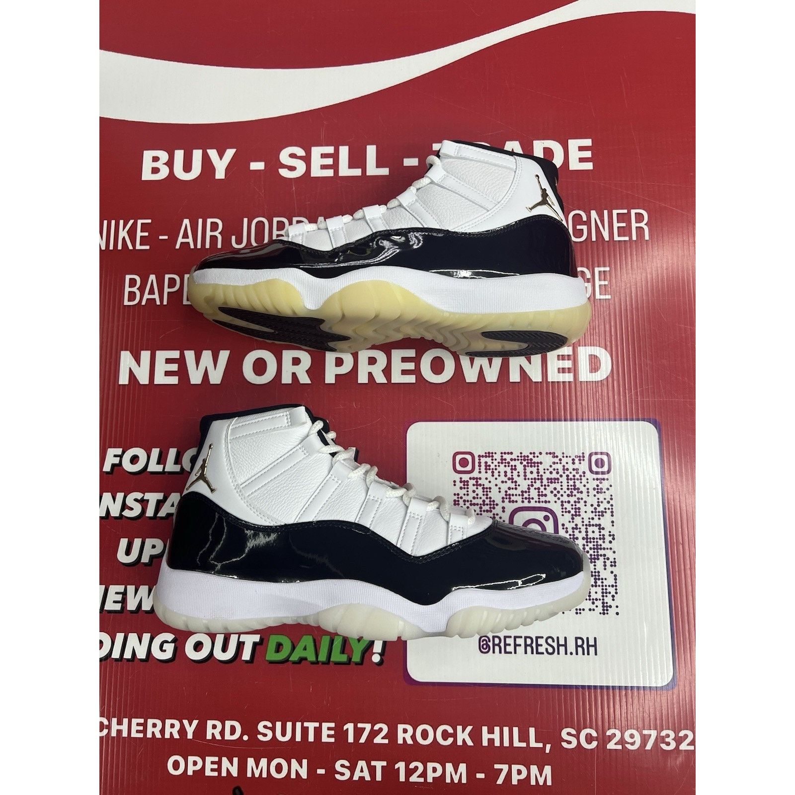 Jordan Brand Air Jordan 11 Gratitude Size 10.5 CT8012-170 Size US 10.5 / EU 43-44 - 3 Thumbnail