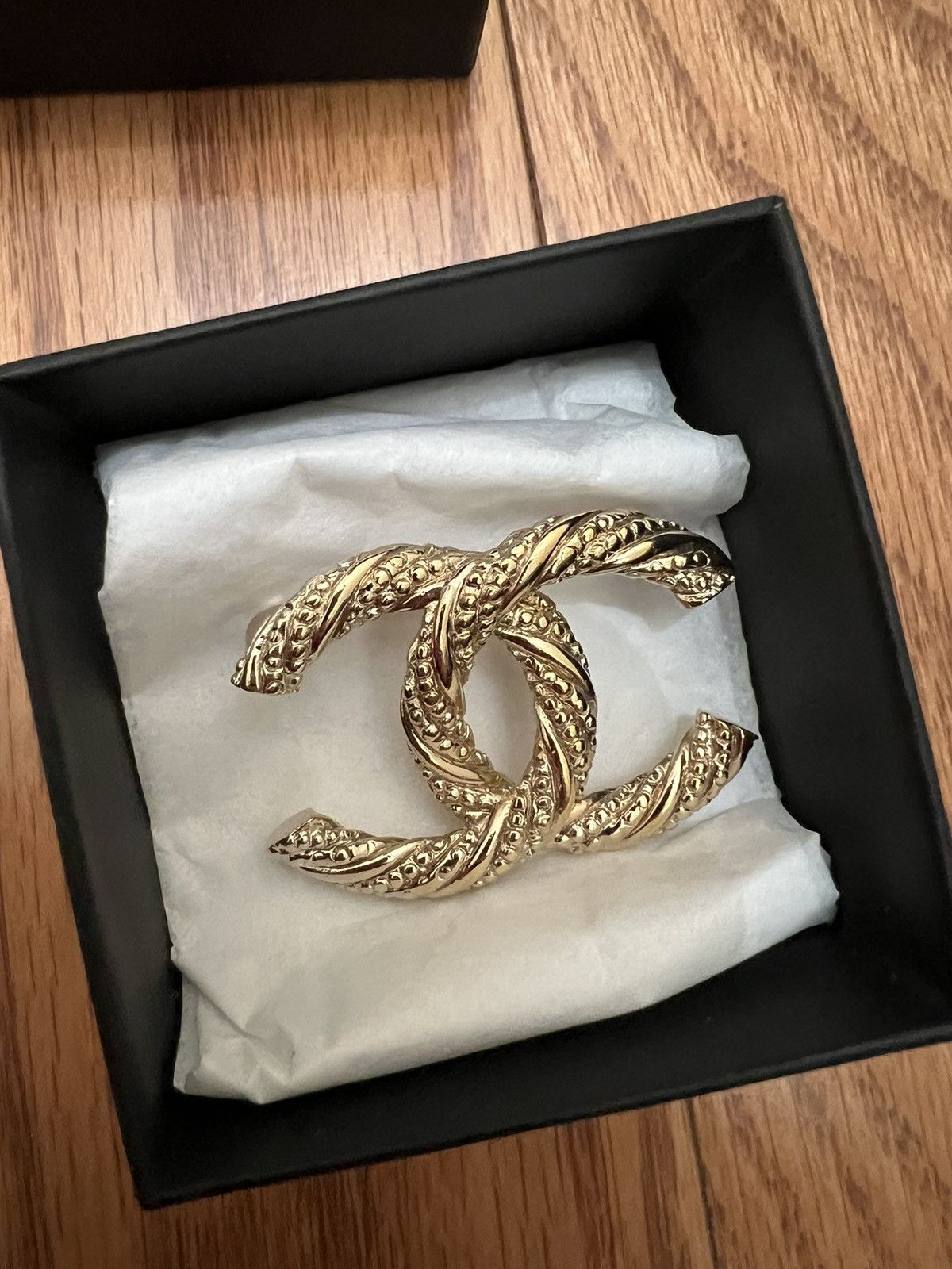 Chanel Gold Twisted CC Brooch