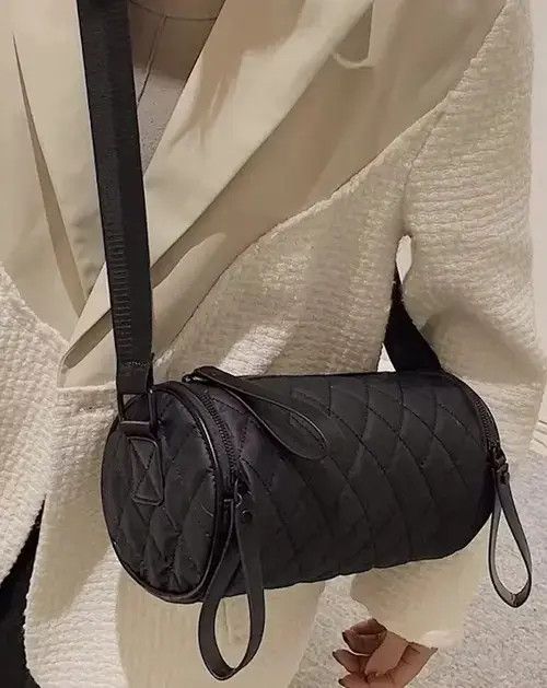 Japanese Brand Utility grunge quilted crossbody pouch bag side bag Size ONE SIZE - 1 Thumbnail