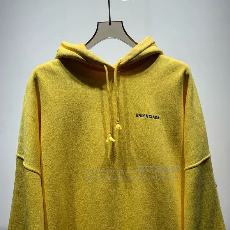 Balenciaga Balenciaga Front Letter Embroidered Logo Sweatshirt Size US XS / EU 42 / 0 - 3 Thumbnail