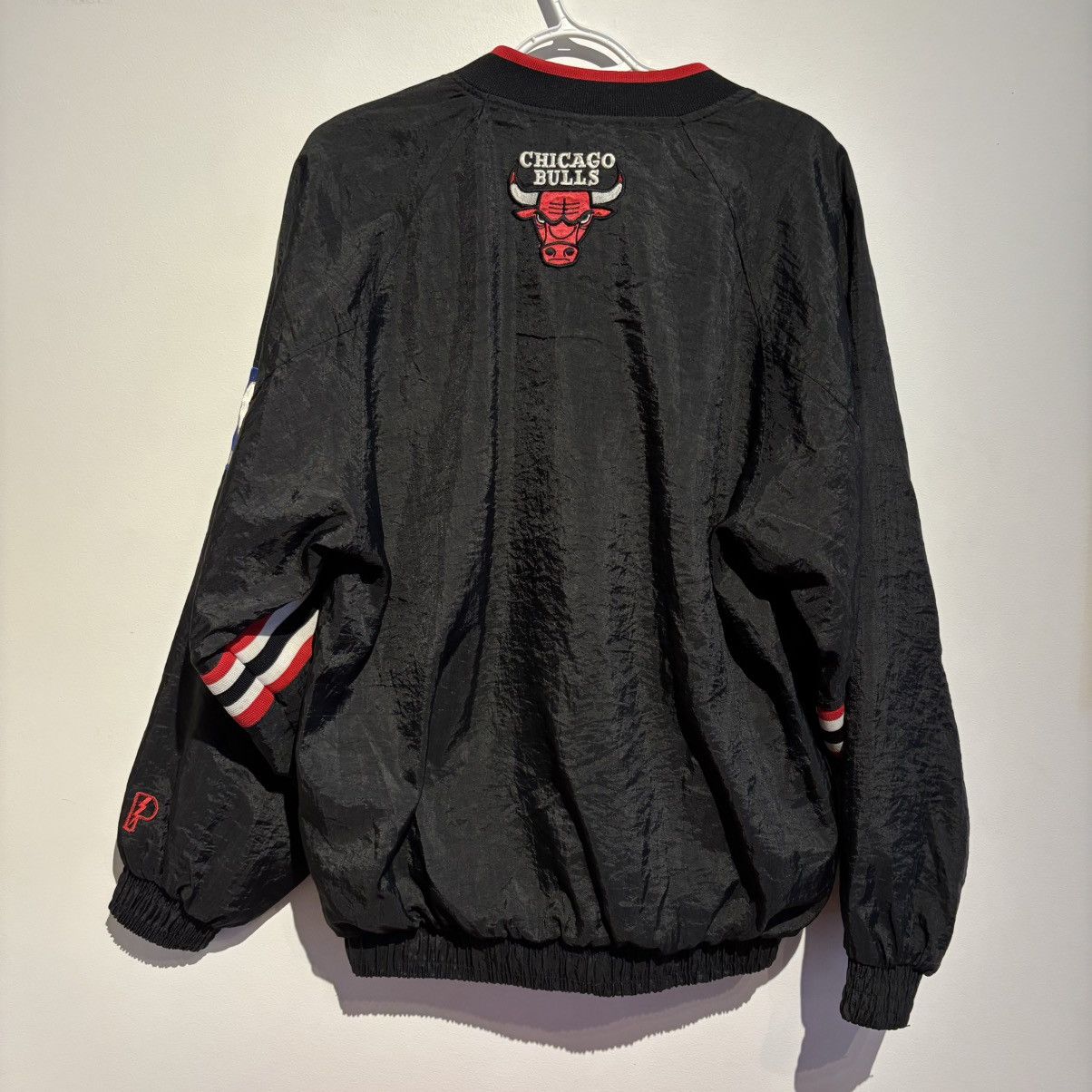 NBA × Pro Player × Vintage Vintage 90's Chicago Bulls Pro Player Windbreaker Black NBA Size US M / EU 48-50 / 2 - 13 Thumbnail