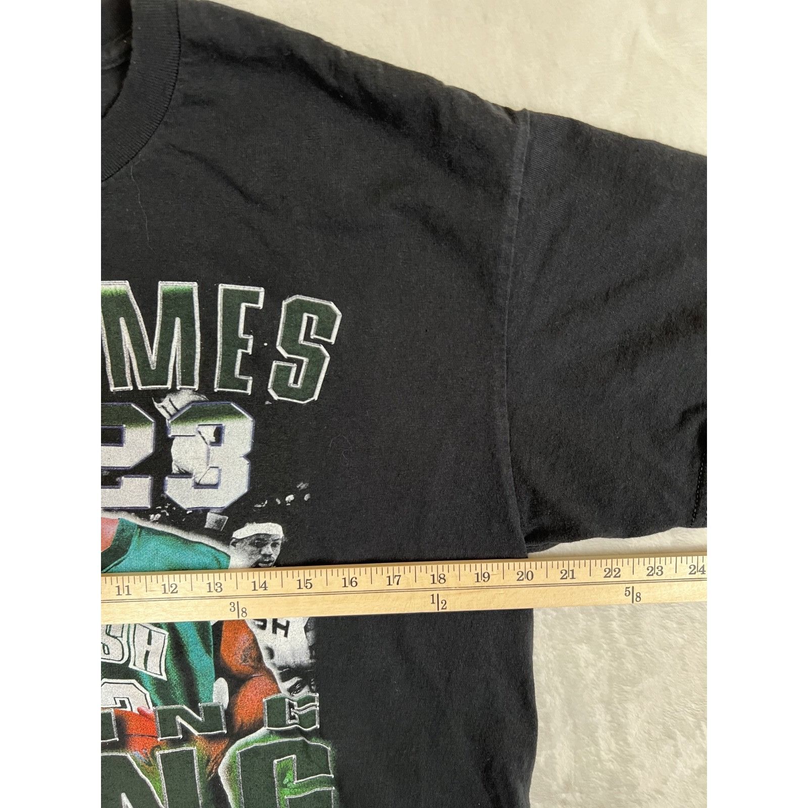 Other Vintage Lebron James T-Shirt Size M "Young King" High School Size US M / EU 48-50 / 2 - 4 Thumbnail