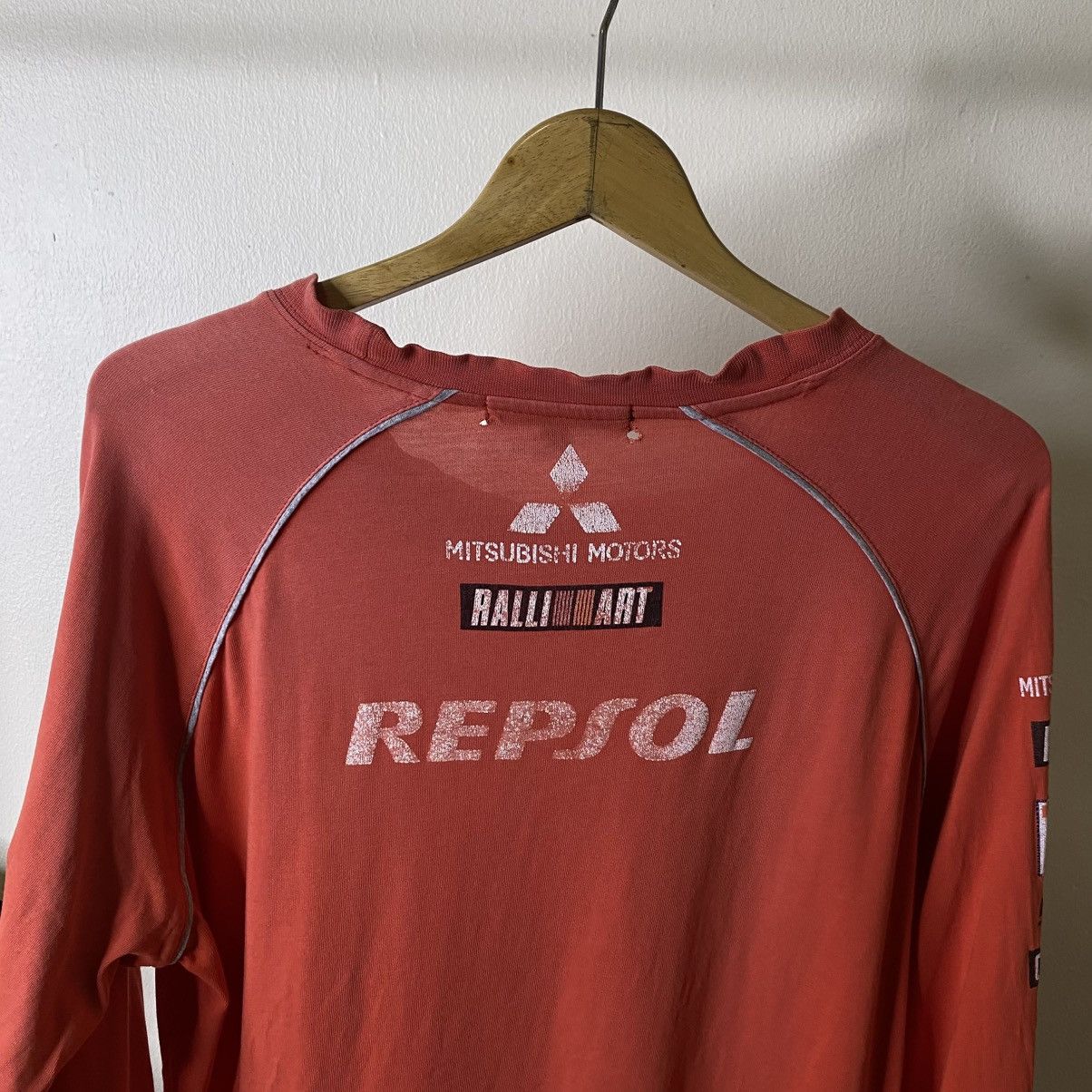 Japanese Brand Vintage Rally Art Mitsubishi Motors Repsol Racing LS Tshirt Size US L / EU 52-54 / 3 - 9 Thumbnail