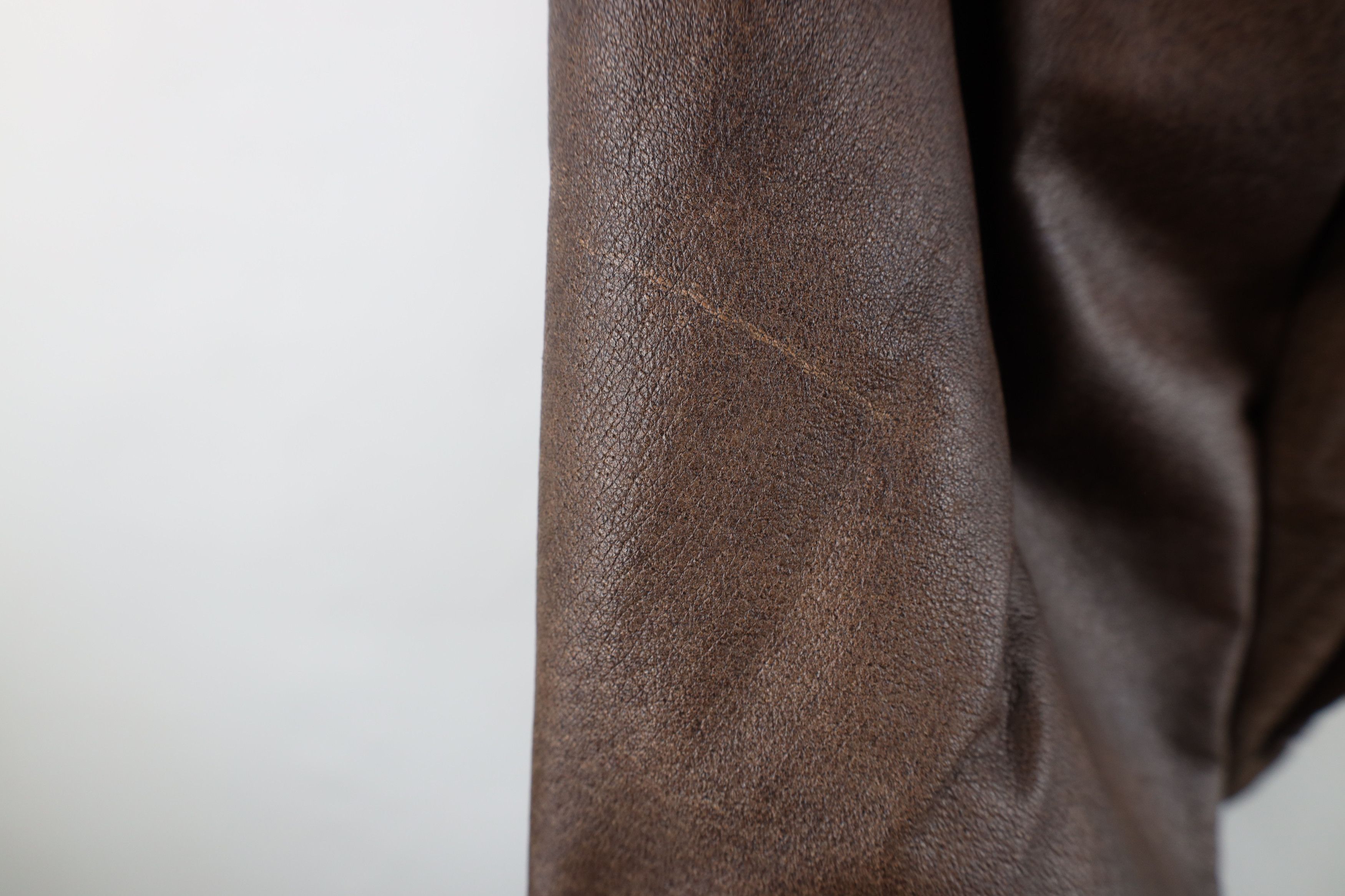Vintage Vintage 90s Streetwear Leather B3 Flight Bomber Jacket Brown Size US L / EU 52-54 / 3 - 7 Thumbnail