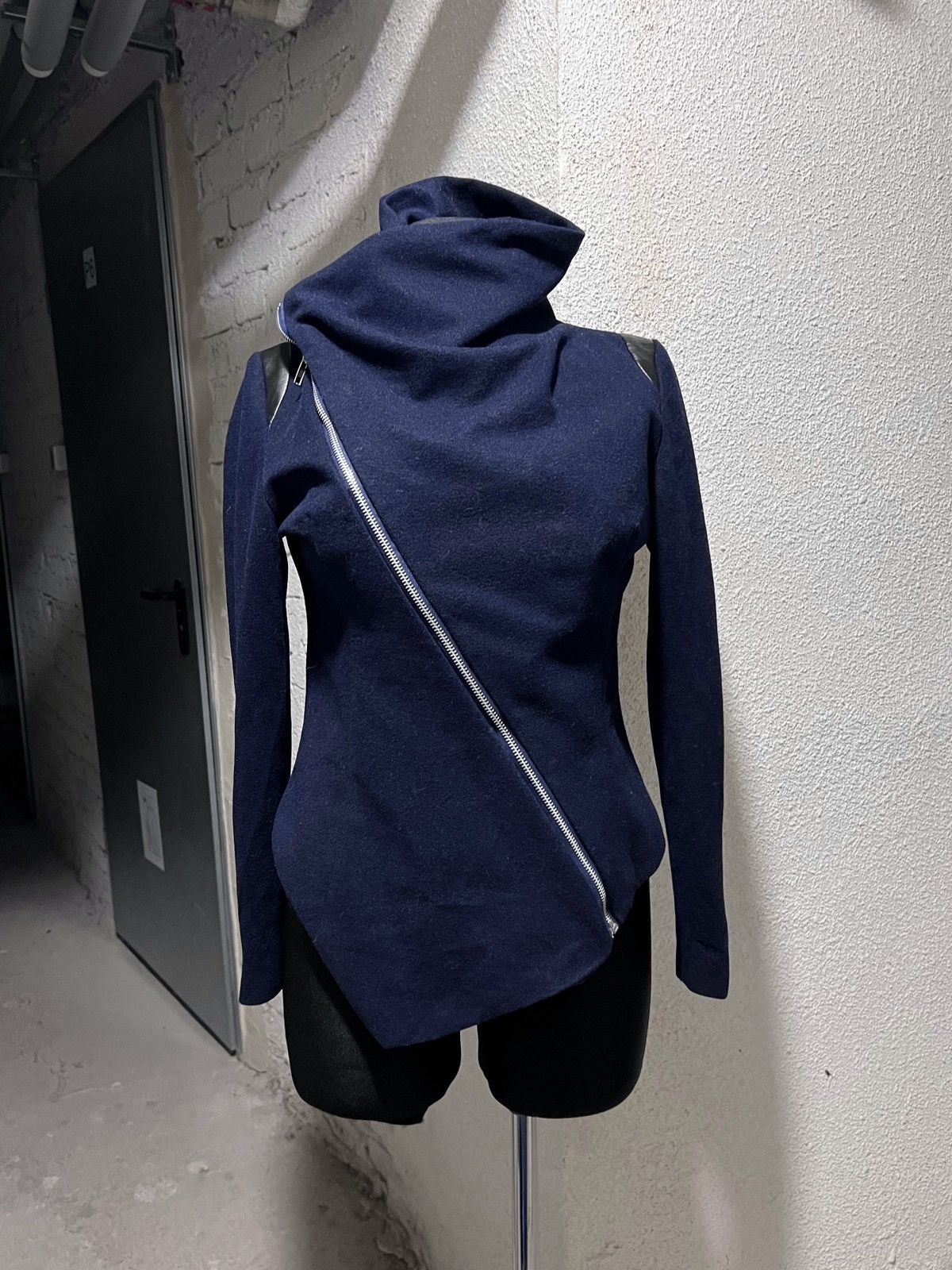 Rick Owens Asymmetrical Zip Avant Garde Jacket Size L / US 10 / IT 46 - 1 Thumbnail
