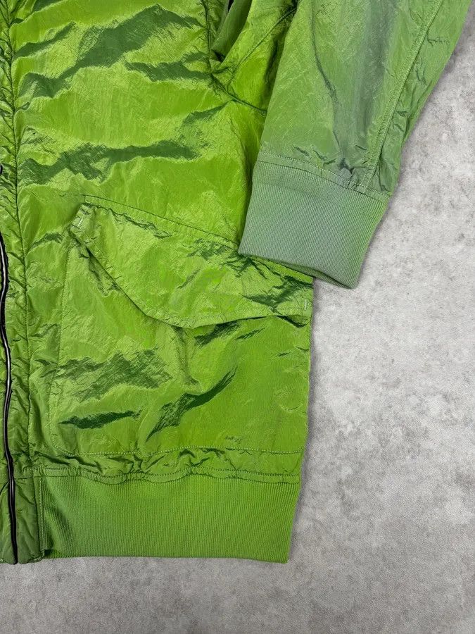 Stone Island 2000s Stone Island Green Shiny Removable Hood Technical Jacket Size US L / EU 52-54 / 3 - 10 Thumbnail