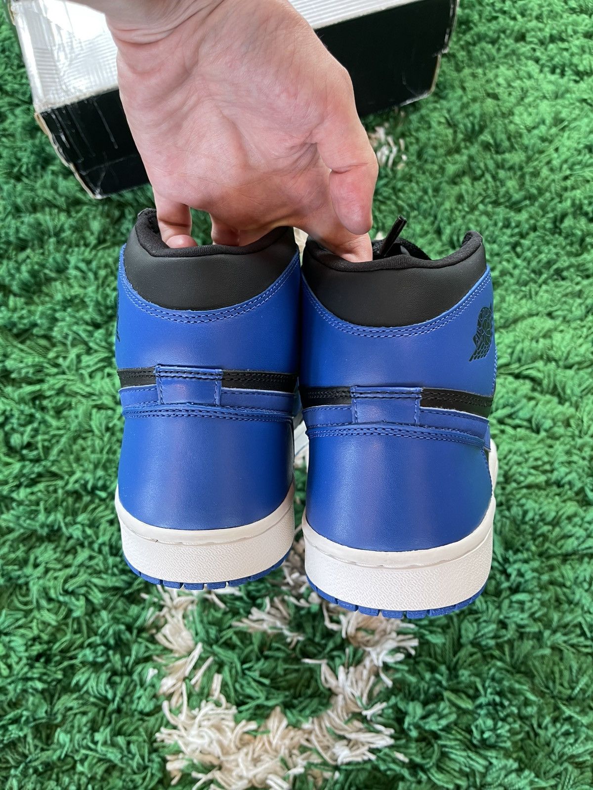 Jordan Brand × Nike [BRAND NEW] 2001 Jordan 1 High Black Royal Blue Size US 10.5 / EU 43-44 - 5 Thumbnail