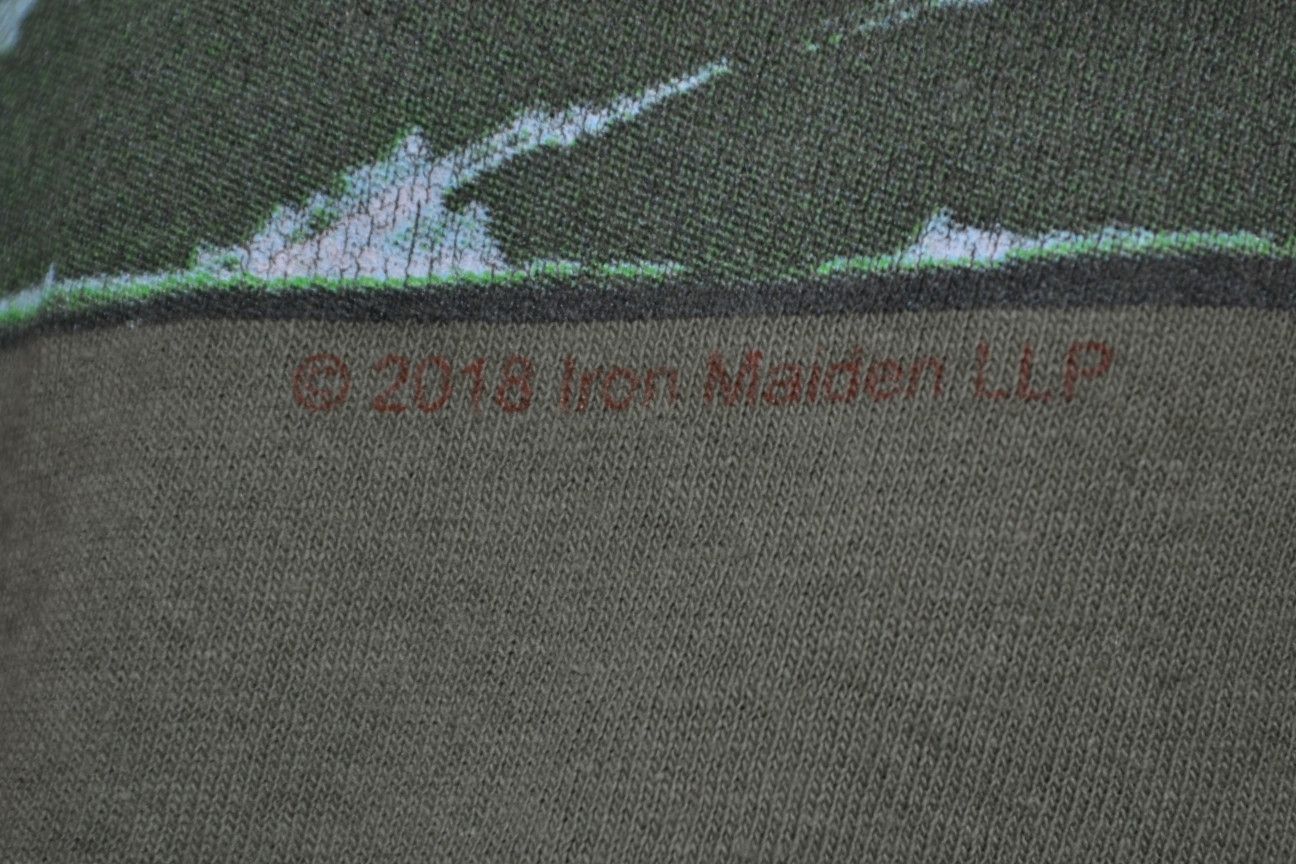 Band Tees Iron Maiden Legacy Of The Beast 2018 Tour T-Shirt tee Size US XL / EU 56 / 4 - 9 Thumbnail