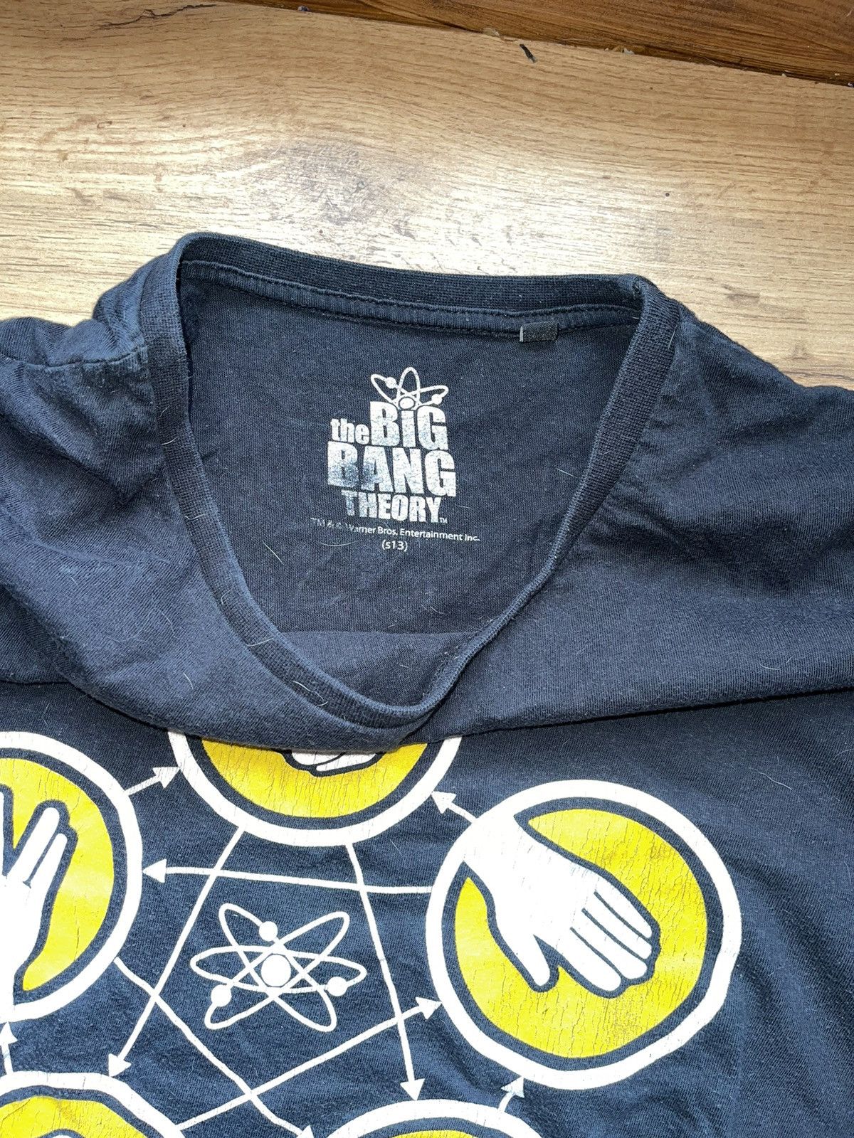 Vintage The Big Bang Theory black t-shirt y2k Size US XL / EU 56 / 4 - 6 Thumbnail