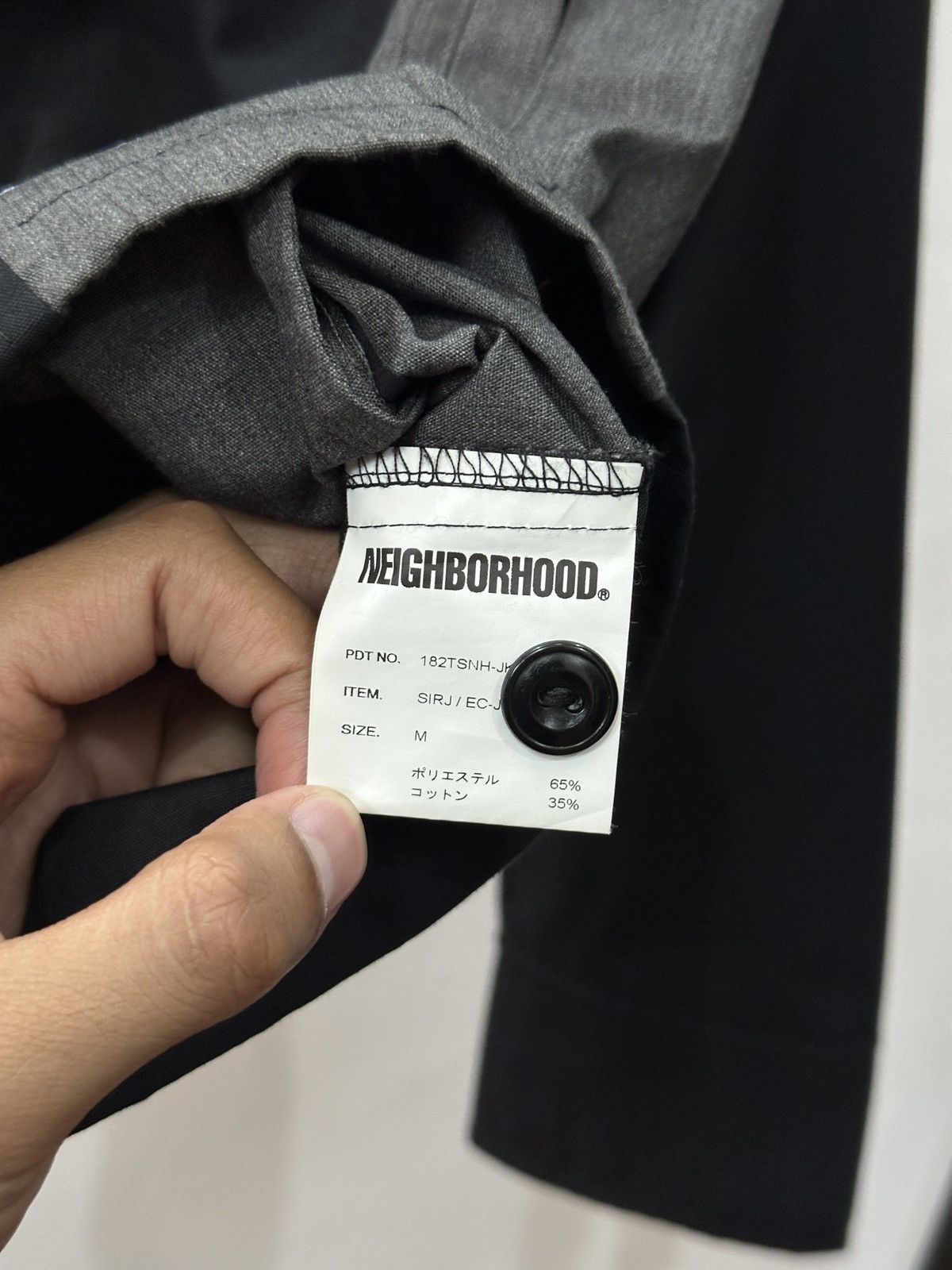 Neighborhood Neighborhood SIRJ/EC-JKT - 2018 M Size US M / EU 48-50 / 2 - 5 Thumbnail