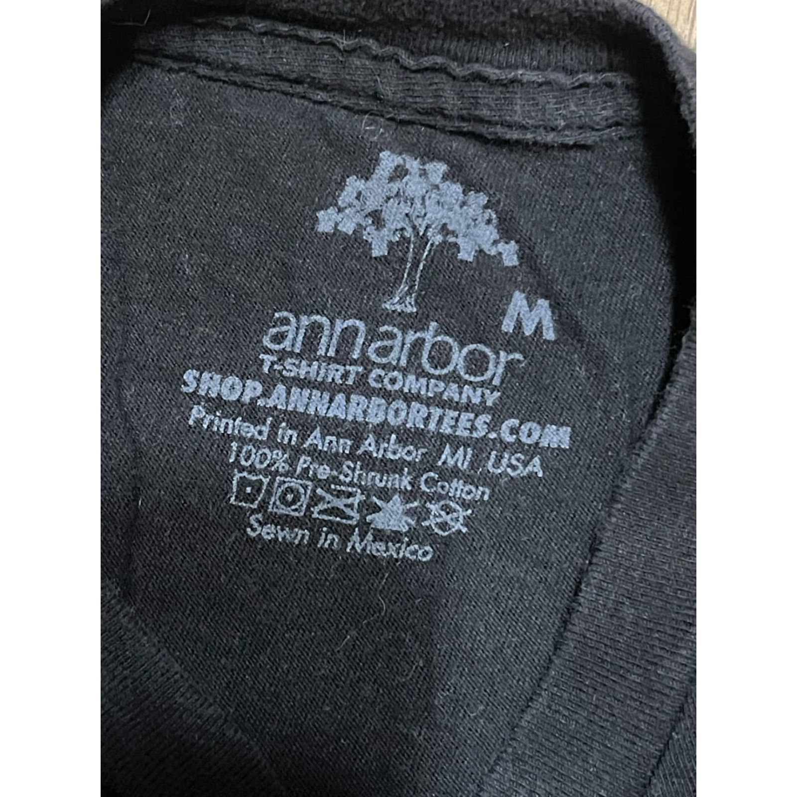 Vintage Annarbor Shirt Men M Black TAKE A HIKE Print T-Shirt Short Sleeve Round Neck Graphic Print Middle 90s? (No, avoid 90s) Size US M / EU 48-50 / 2 - 6 Thumbnail