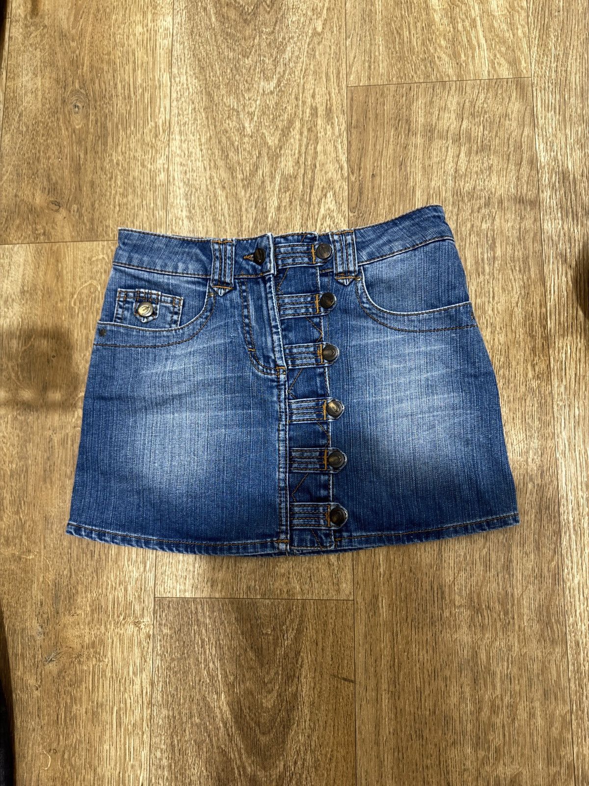 Just Cavalli VINTAGE JUST CAVALLI 2000s MINI DENIM SKIRT Size 26" / US 2 / IT 38 - 1 Thumbnail