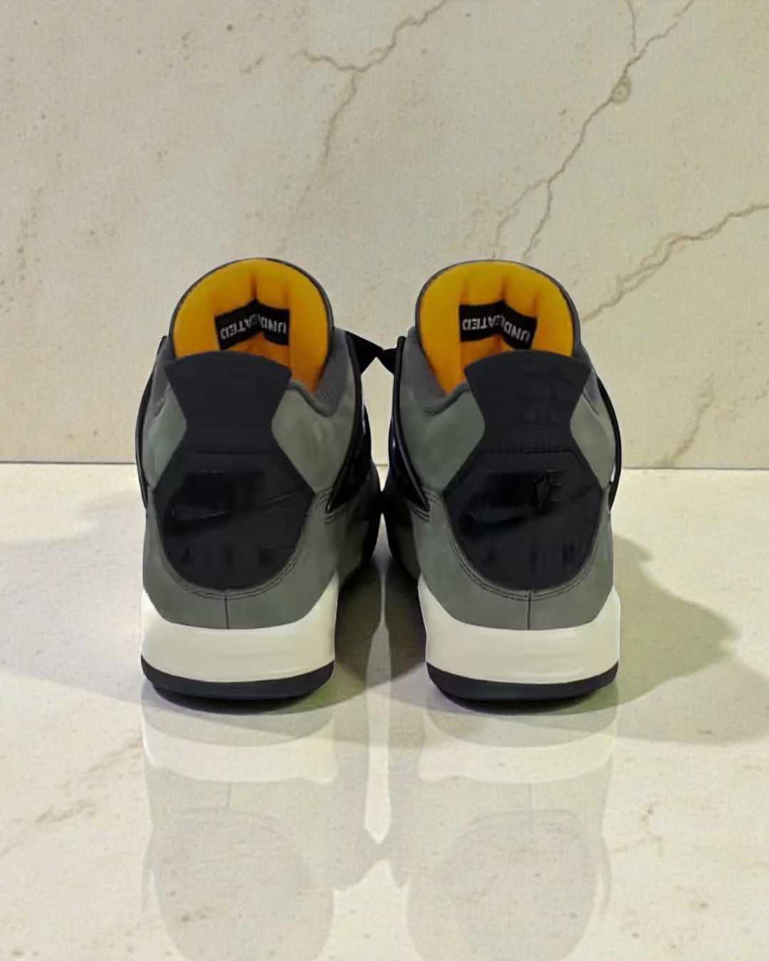 Underated Air Jordan 4 Retro OG SP Undefeated Size US 11 / EU 44 - 4 Thumbnail