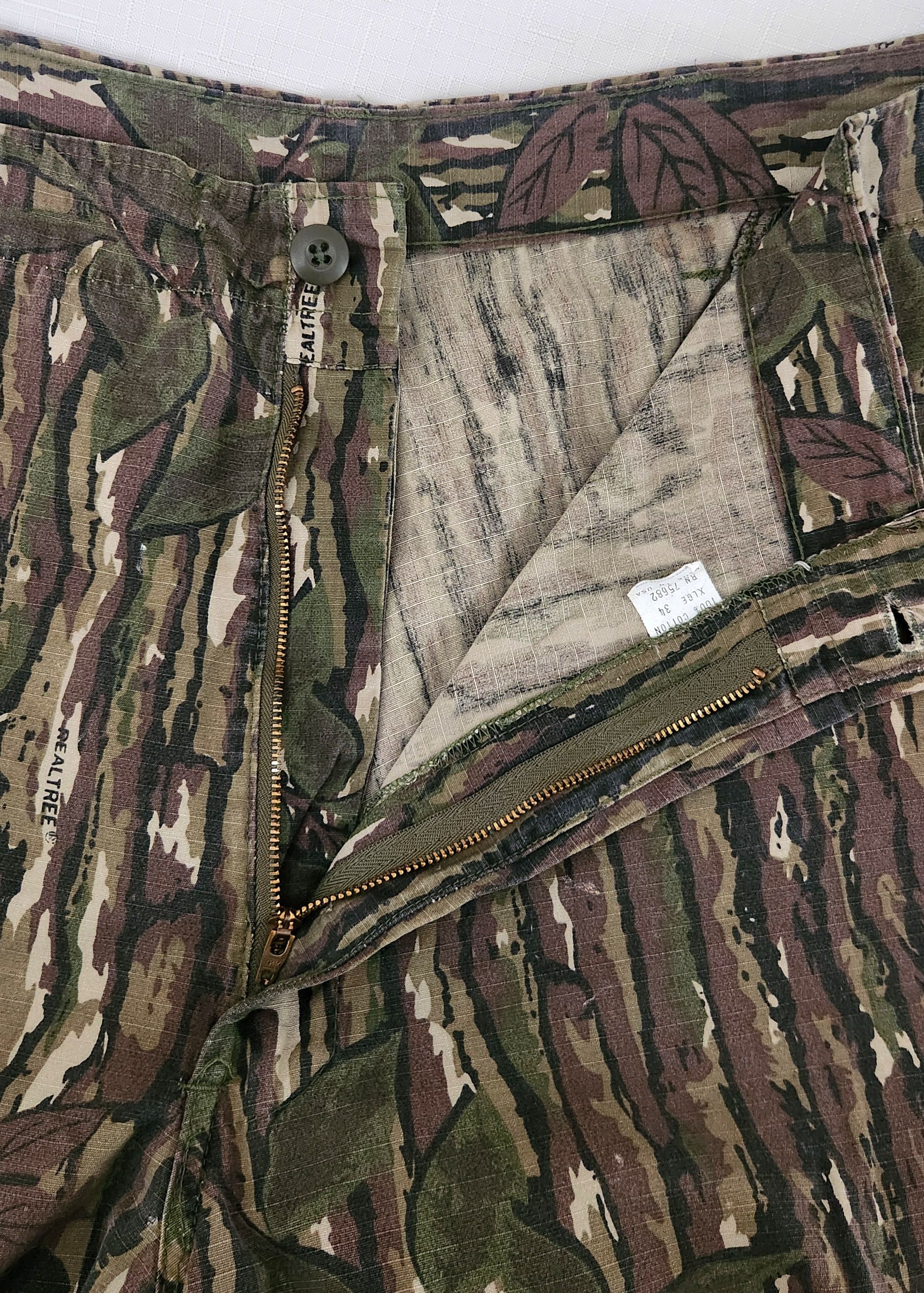 Realtree × Vintage REALTREE True Vintage USA Made Camo Cargo pants Size XLarge Size US 36 / EU 52 - 7 Thumbnail