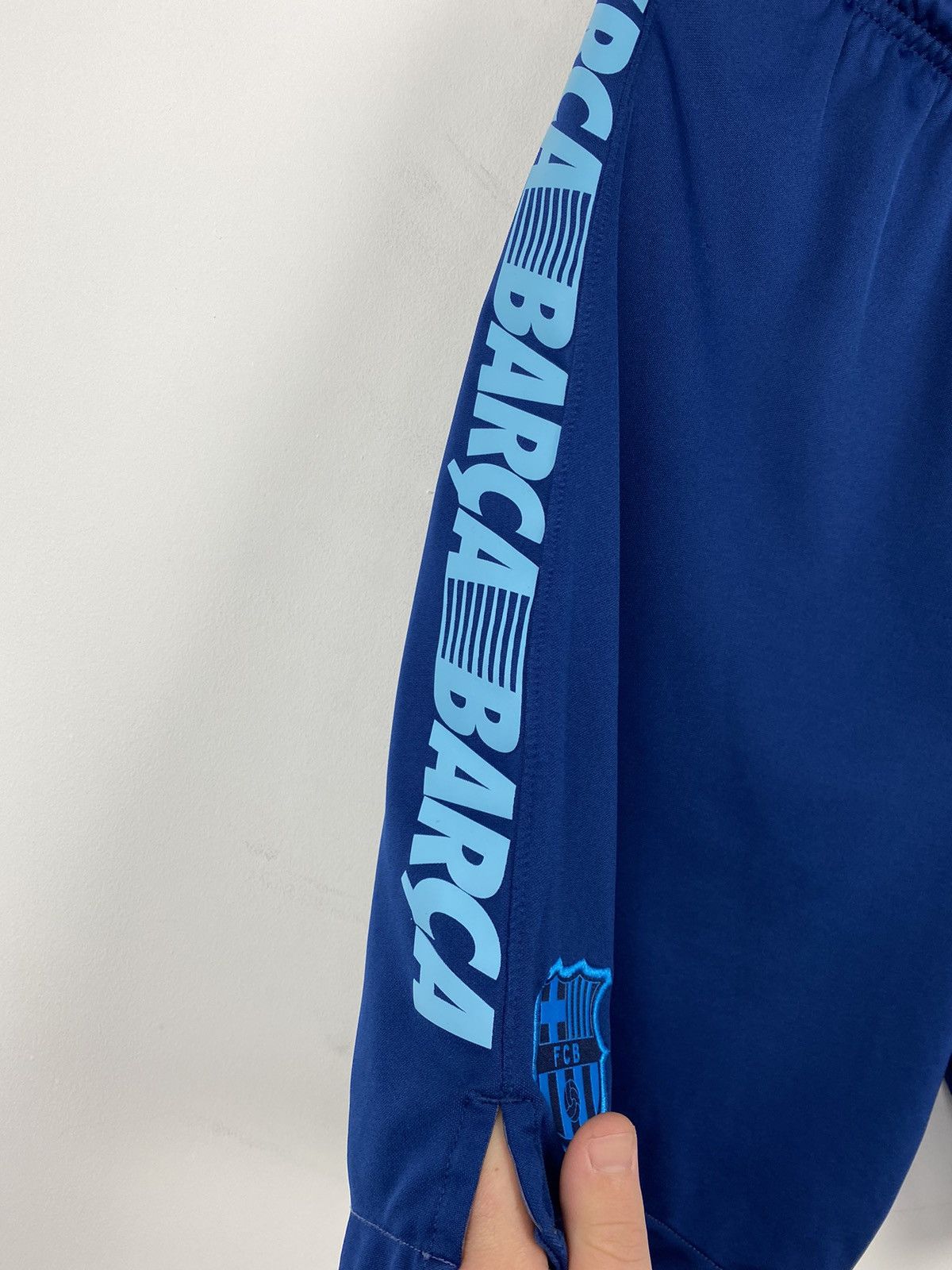 Nike Barcelona Nike Soccer Football Shorts PSG Arsenal Milan Size US 34 / EU 50 - 3 Thumbnail
