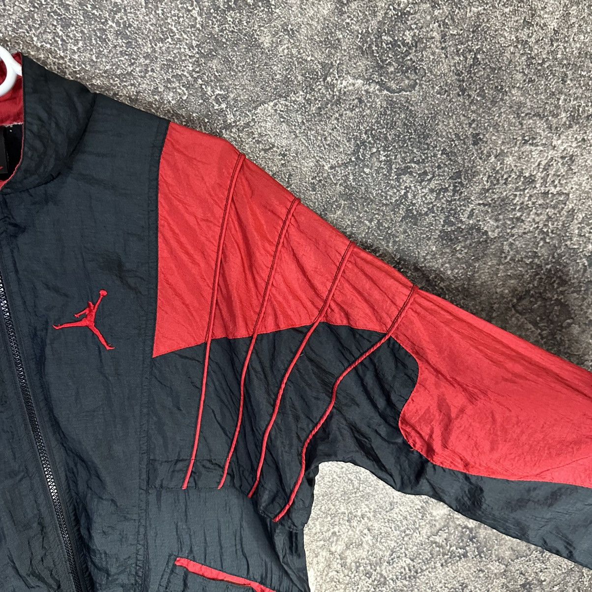 Nike Vintage Very Rare Nike x Jordan Track Jacket Size M / US 6-8 / IT 42-44 - 16 Thumbnail