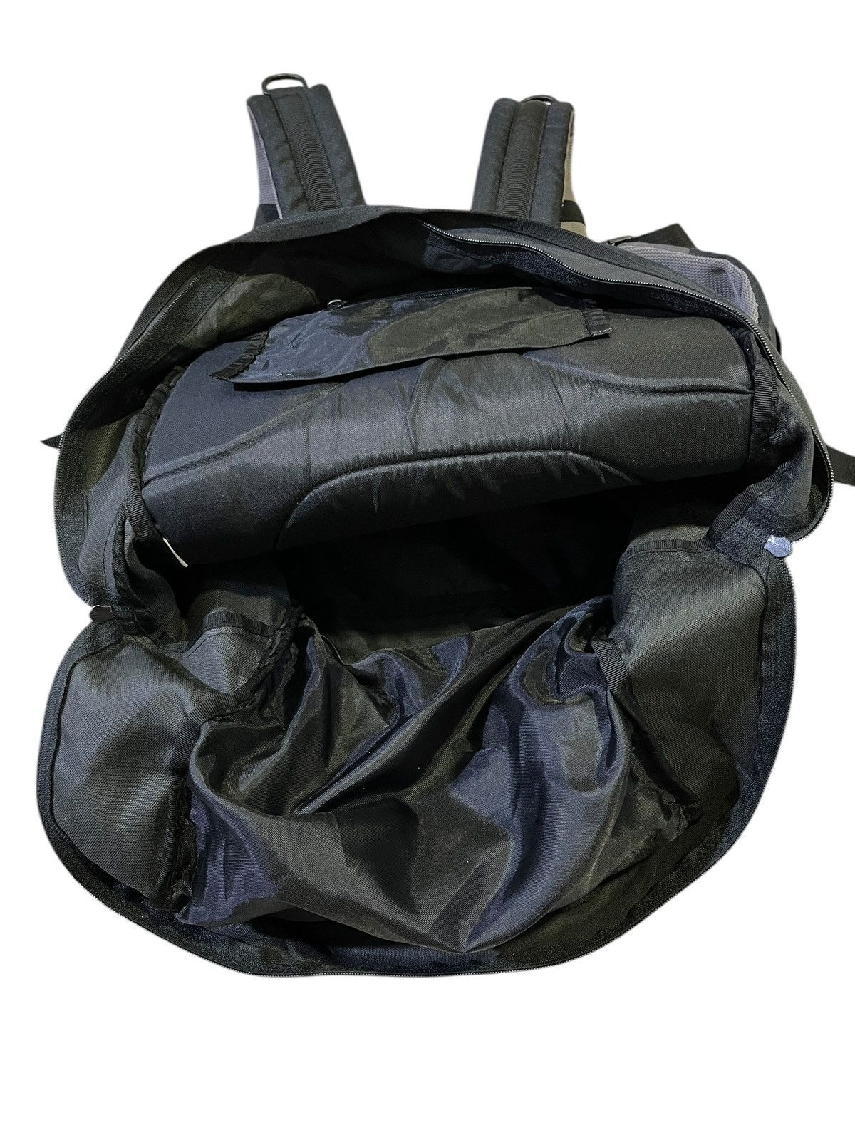 Hook-Ups × Vintage 90s 2in1 Vintage Bitch Skateboard Backpack Size ONE SIZE - 7 Thumbnail