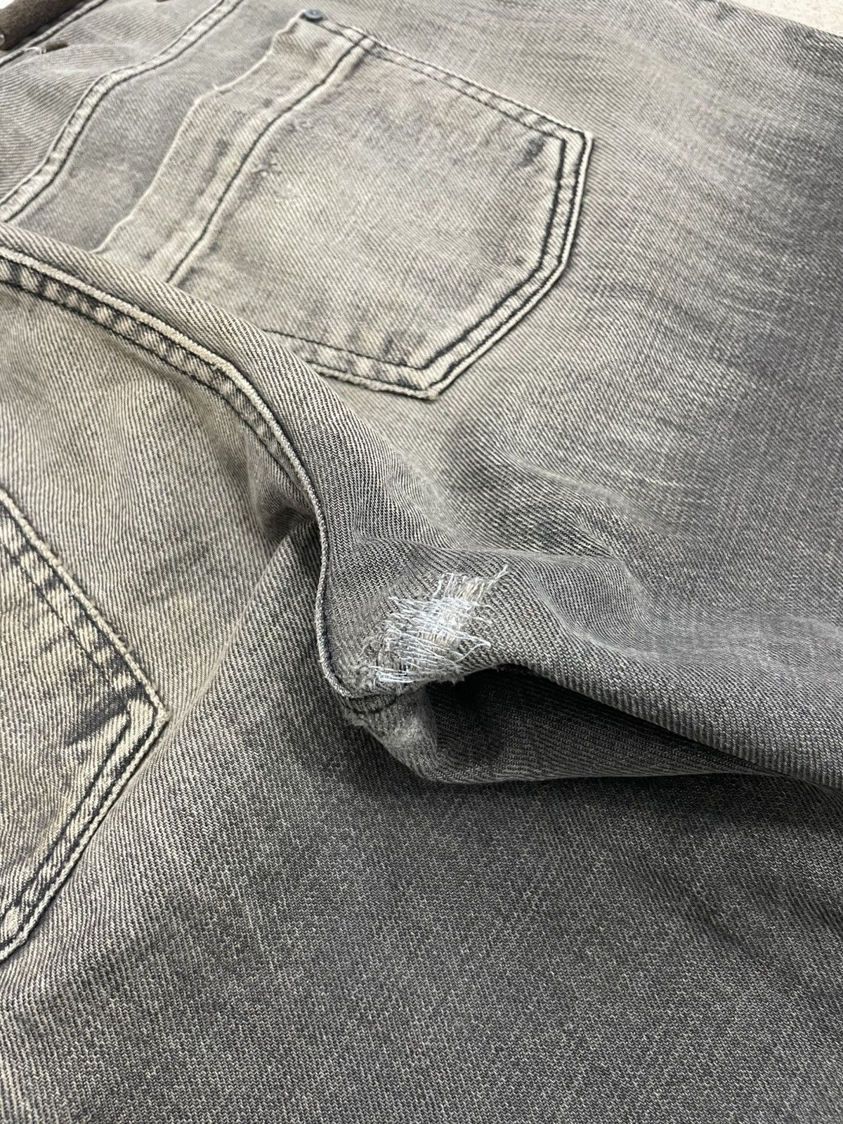 Emporio Armani Emperio Armani Distress Repaired Two Tone Denim Buttonfly Size US 35 - 15 Thumbnail