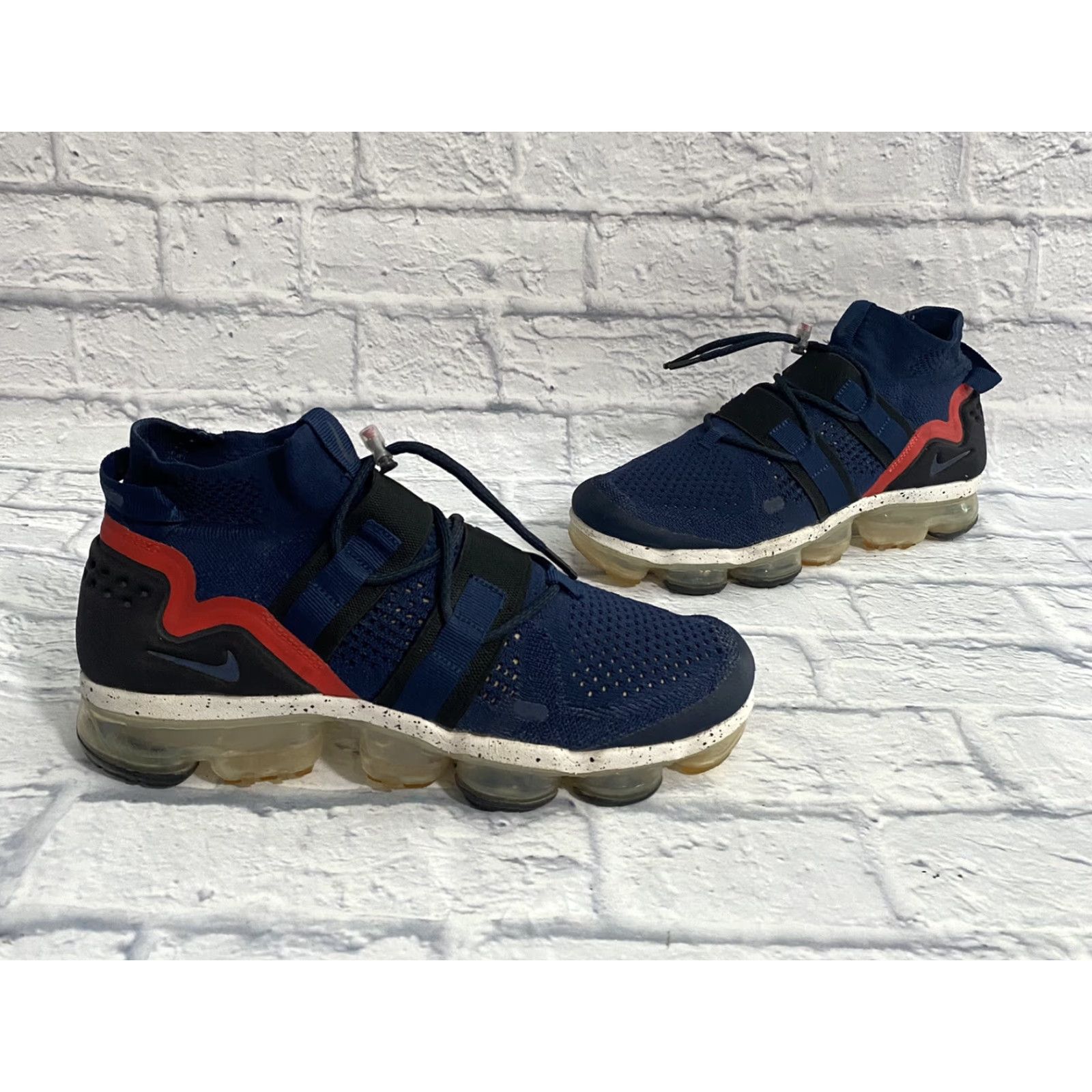 Nike Nike Air VaporMax Flyknit Utility Mens Size 9 College Navy White Red Sneaker Size US 8 / EU 41 - 2 Thumbnail