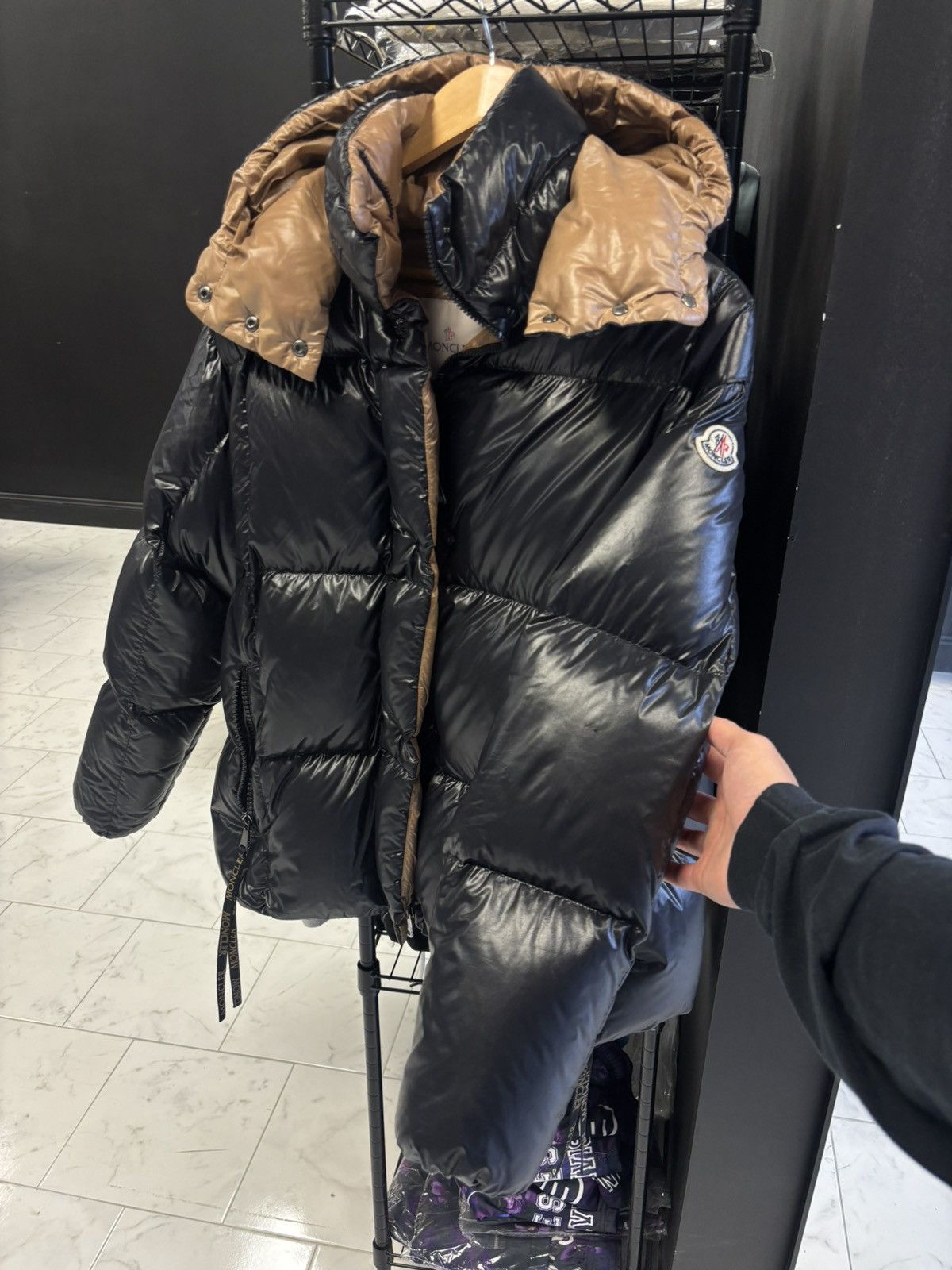 Moncler Moncler parana giubbotto black jacket Size US S / EU 44-46 / 1 - 1 Thumbnail