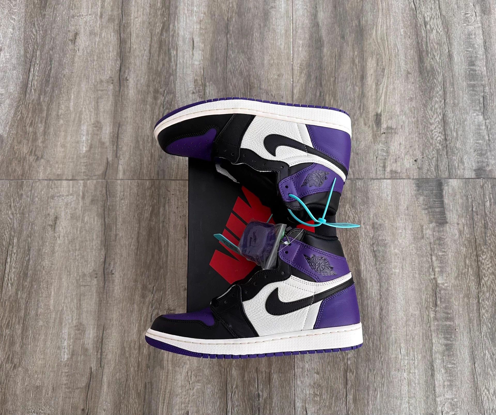Nike Jordan 1 High Court Purple Black Purple Toe 42.5 Size US 9.5 / EU 42-43 - 3 Thumbnail