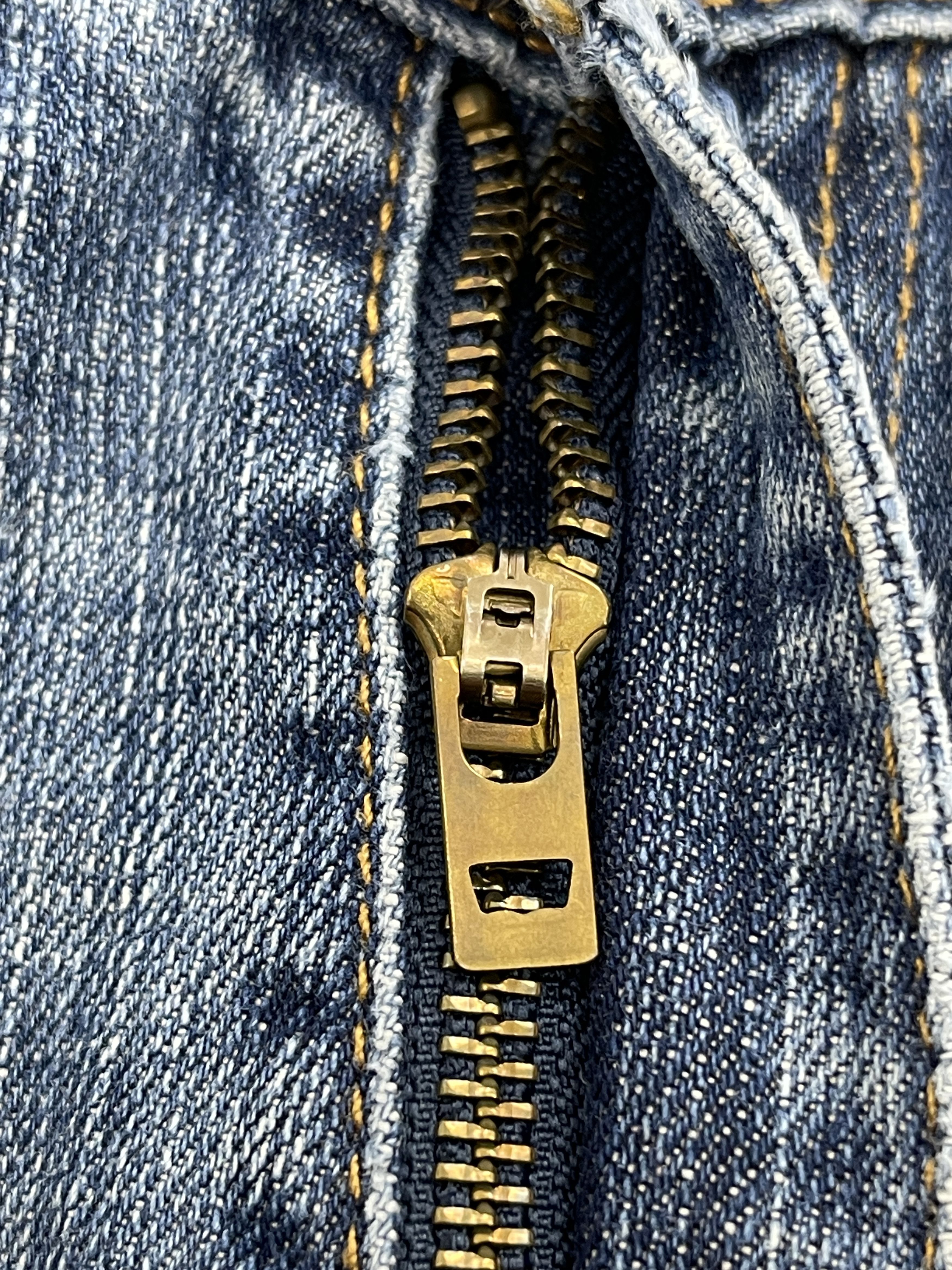 Levi's × Vintage Light Washed Vintage Levis 559 Jeans DP2507 Size US 36 / EU 52 - 11 Thumbnail