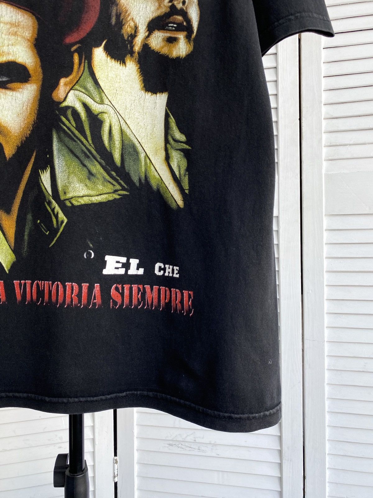 Band Tees × Vintage Vintage 90's Che Guevara USA Solid Rock Tee Shirt Y2K Size US L / EU 52-54 / 3 - 7 Thumbnail