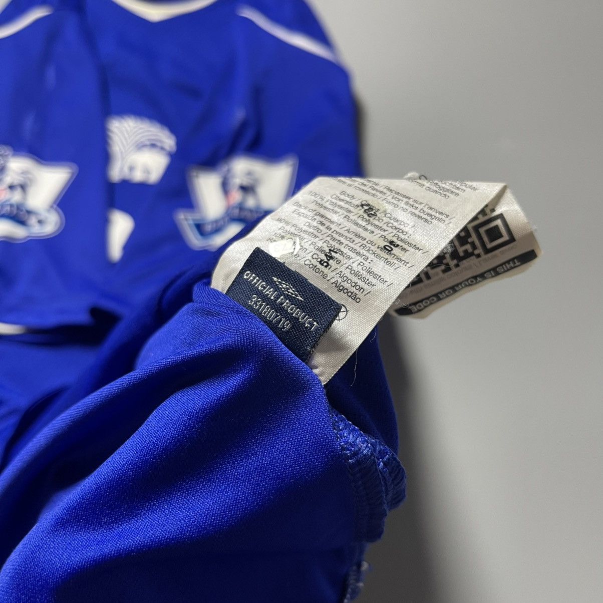 Umbro EVERTON UMBRO 2008/2009 FOOTBALL HOME JERSEY #17 CAHILL Size US XL / EU 56 / 4 - 14 Thumbnail