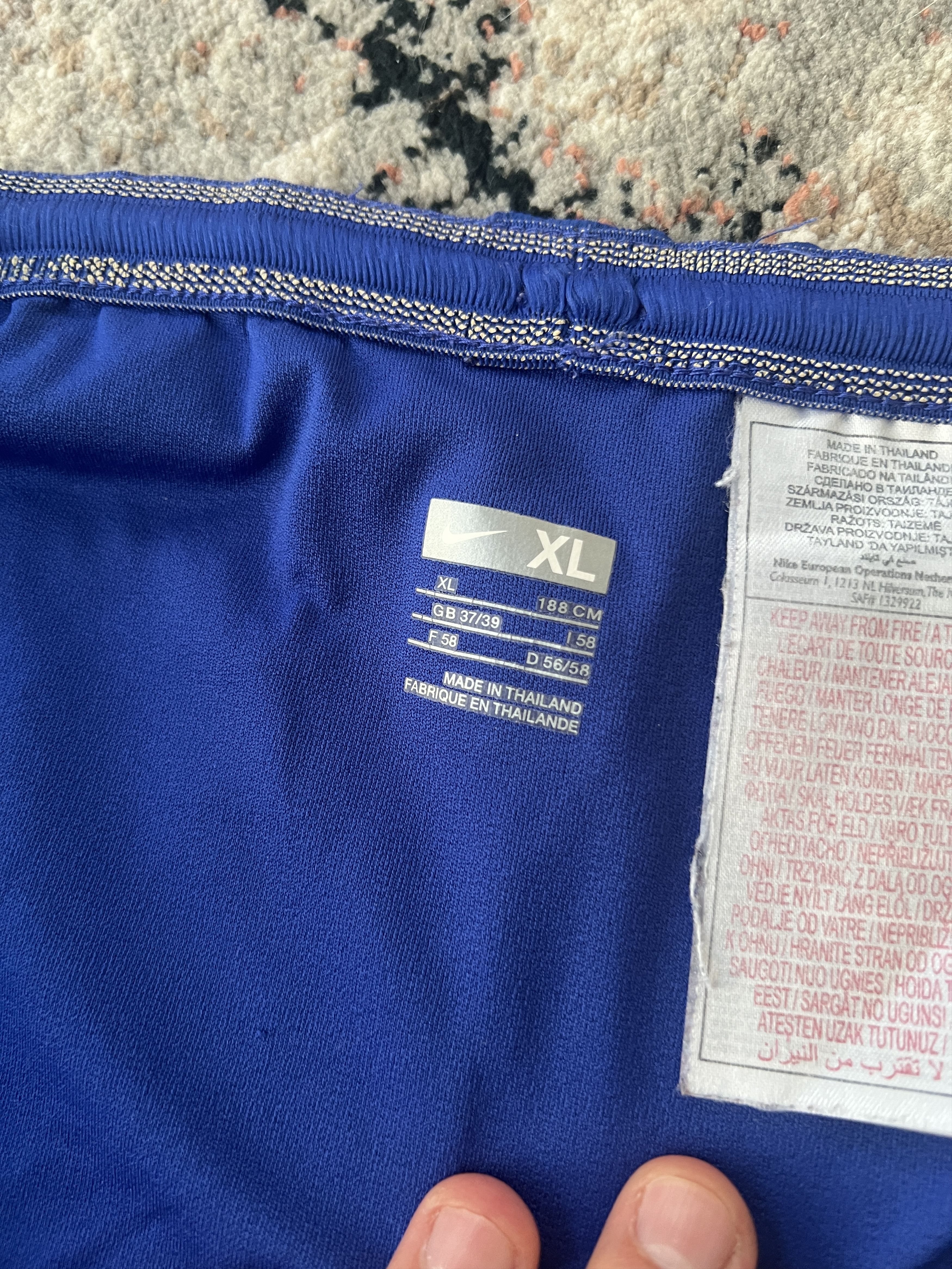 Nike Nike Manchester United Vintage Shorts Size US 36 / EU 52 - 4 Thumbnail