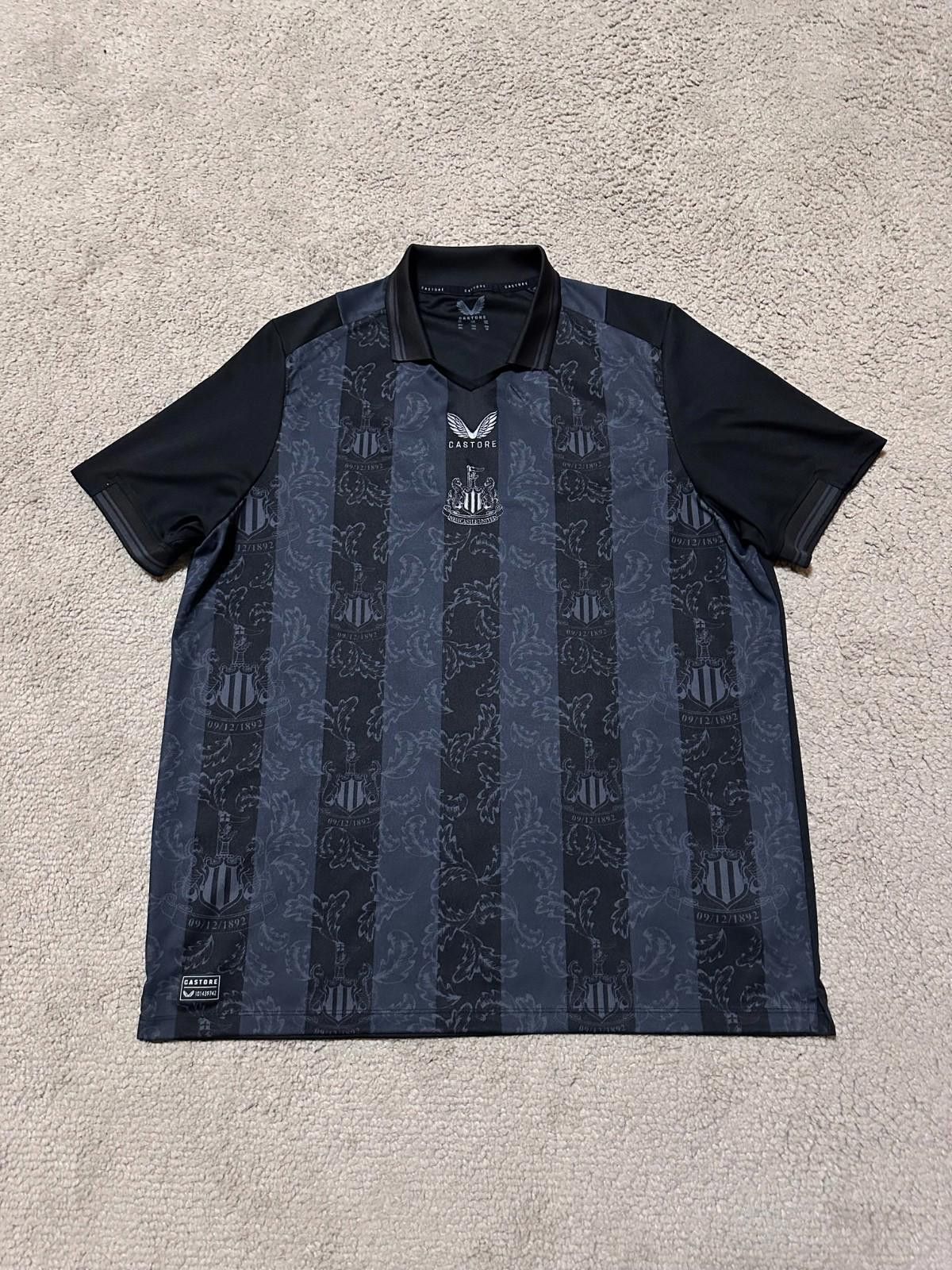 Castore CASTORE 2022/23 NEWCASTLE SPECIAL LIMITED EDITION JERSEy Size ONE SIZE - 1 Thumbnail