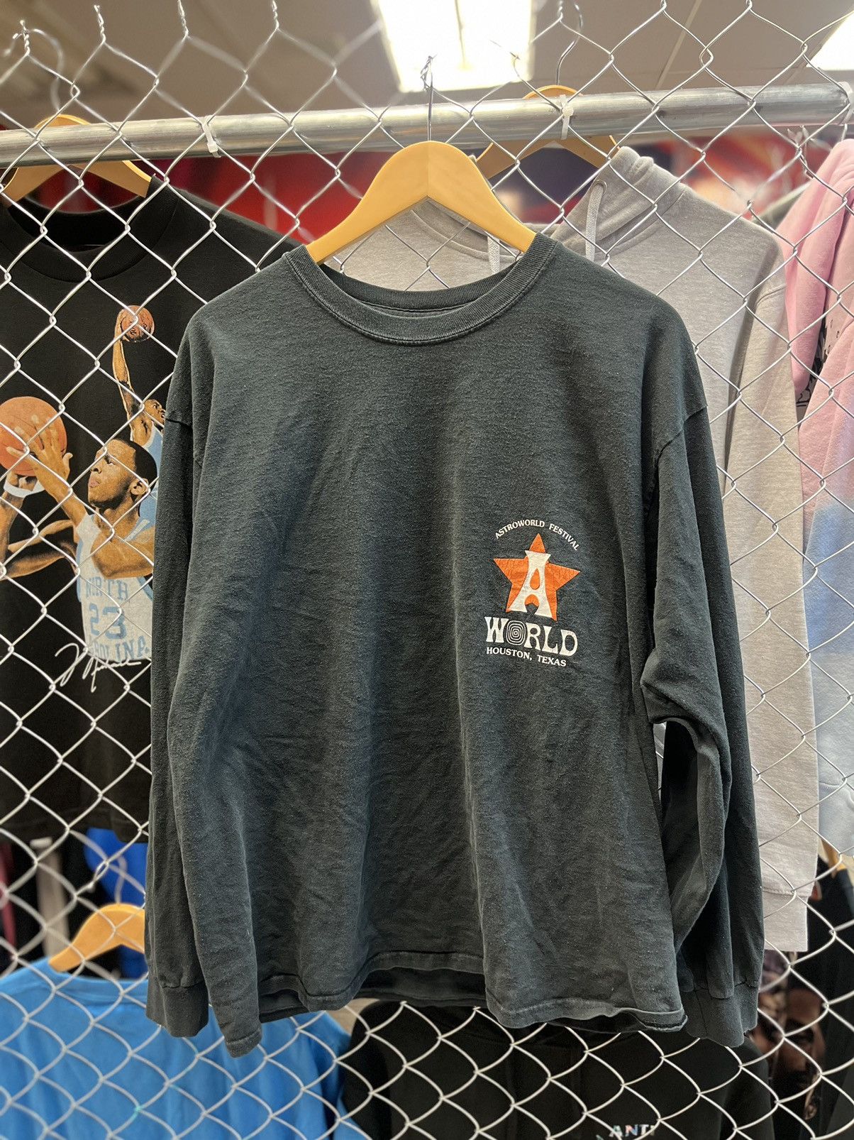 Rap Tees Astroworld Festival Houston 2018 Long Sleeve T-Shirt Size US L / EU 52-54 / 3 - 1 Thumbnail