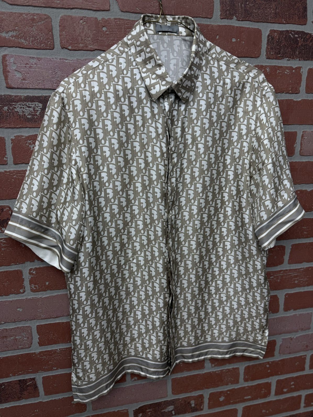 Dior Dior Silk Button Up Grey Size 37/S $1750 Retail Exlusive Size US S / EU 44-46 / 1 - 2 Thumbnail