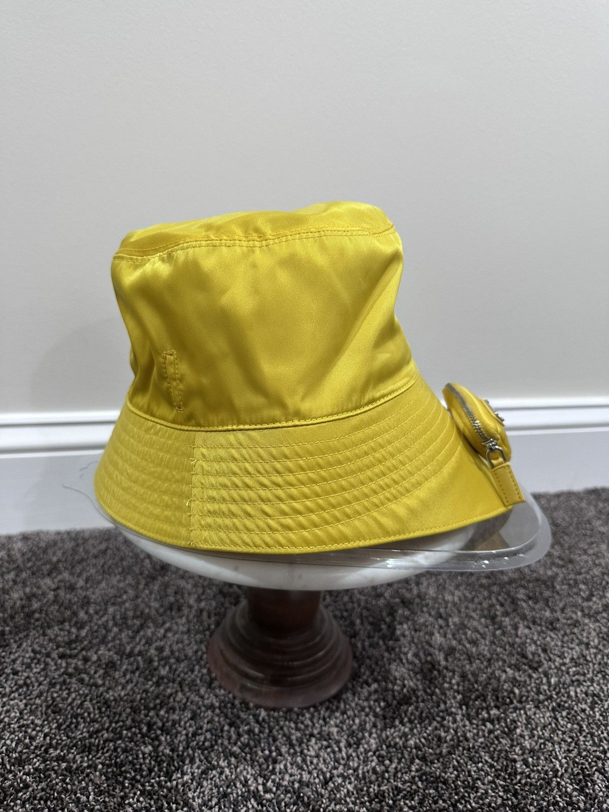Prada Prada Yellow Re-Nylon Triangle Pouch Logo Bucket Hat Size ONE SIZE - 4 Thumbnail