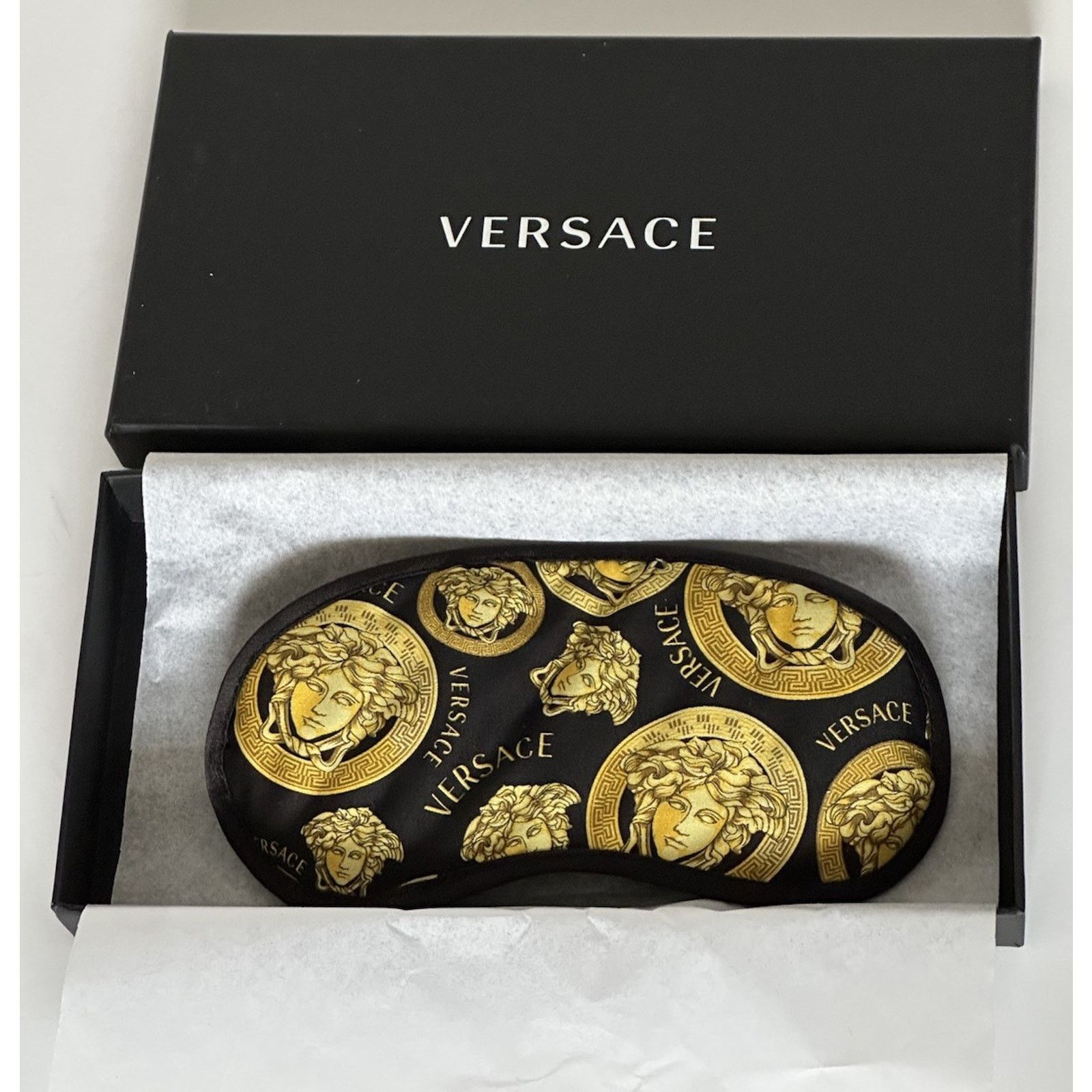 Versace Versace Black Gold Medusa Allover Print Sleep Mask ZMAS18107 Size ONE SIZE - 5 Thumbnail