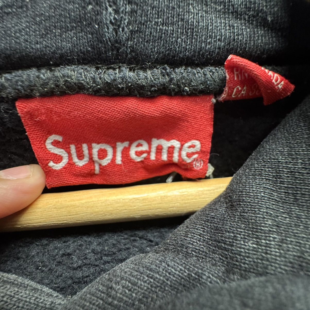 Supreme Supreme Cut Logo S/S Top Black Size US M / EU 48-50 / 2 - 3 Thumbnail
