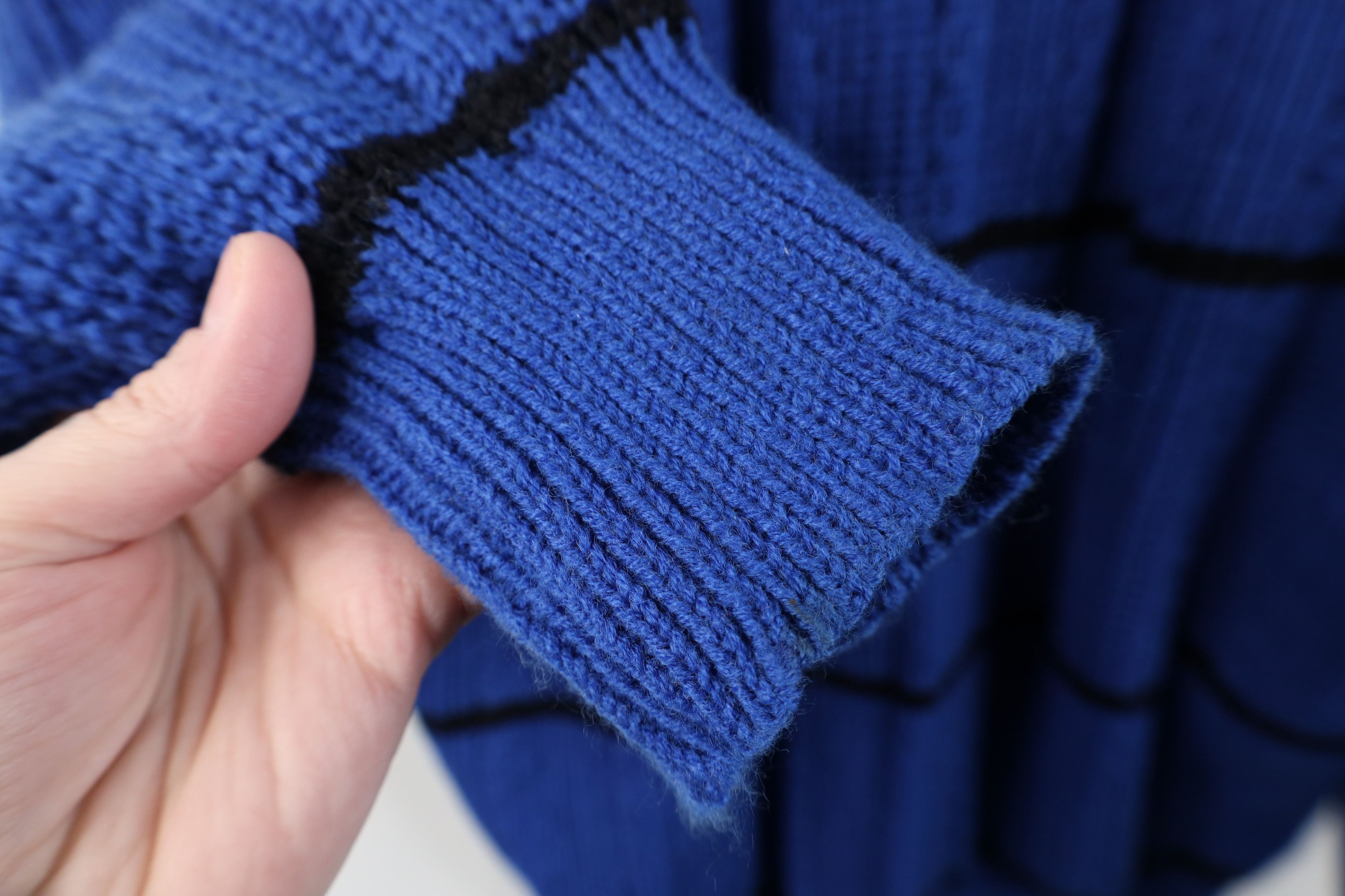 Vintage Vintage 90s Streetwear Ribbed Chunky Cable Knit Sweater Blue Size US L / EU 52-54 / 3 - 6 Thumbnail
