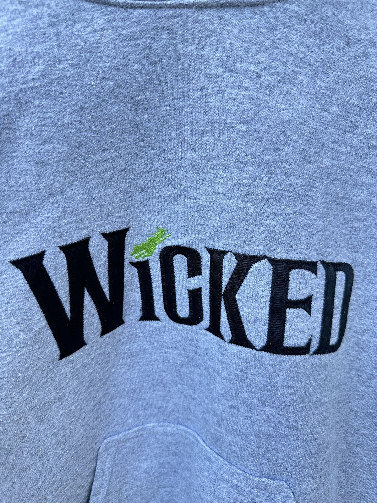 Vintage Vintage Wicked musical with embroided hoodie Size US S / EU 44-46 / 1 - 3 Thumbnail