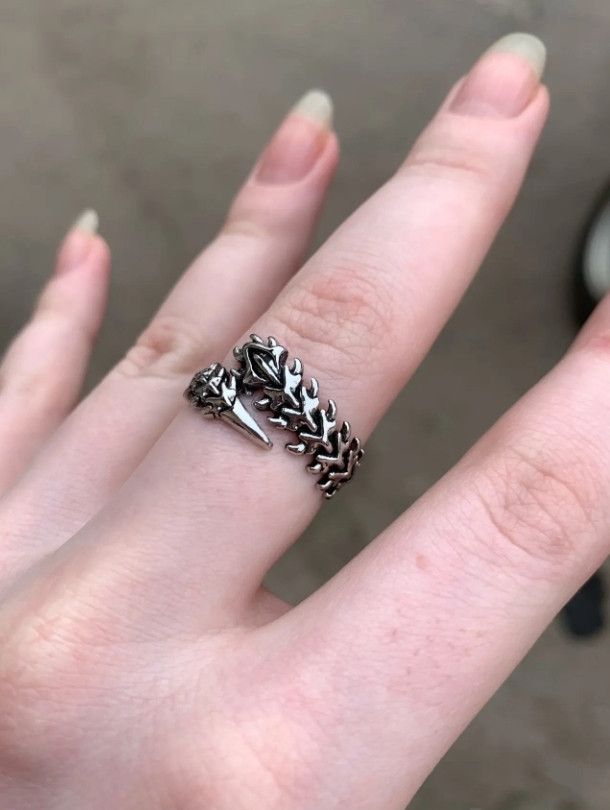 Jewelry × Vintage Spine Bones Skeleton Ring Size ONE SIZE - 5 Thumbnail