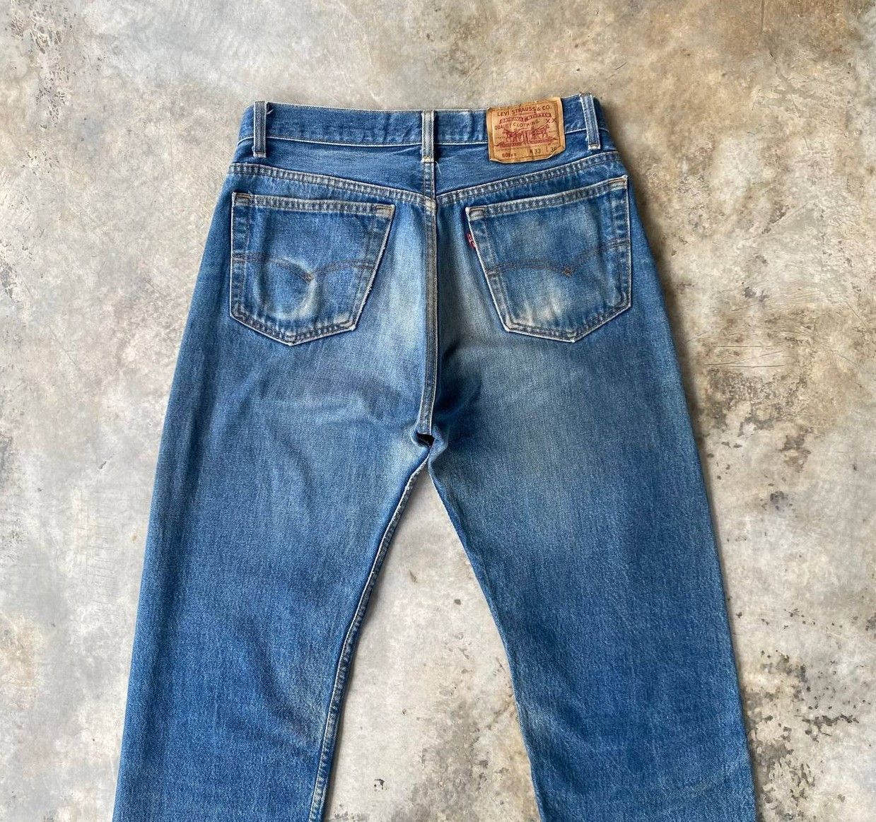 Levi's Vintage Clothing VINTAGE 1992 LEVIS 501xx BLUEWASH FADED BUTTON 520 W31X32.5" Size US 31 - 10 Thumbnail