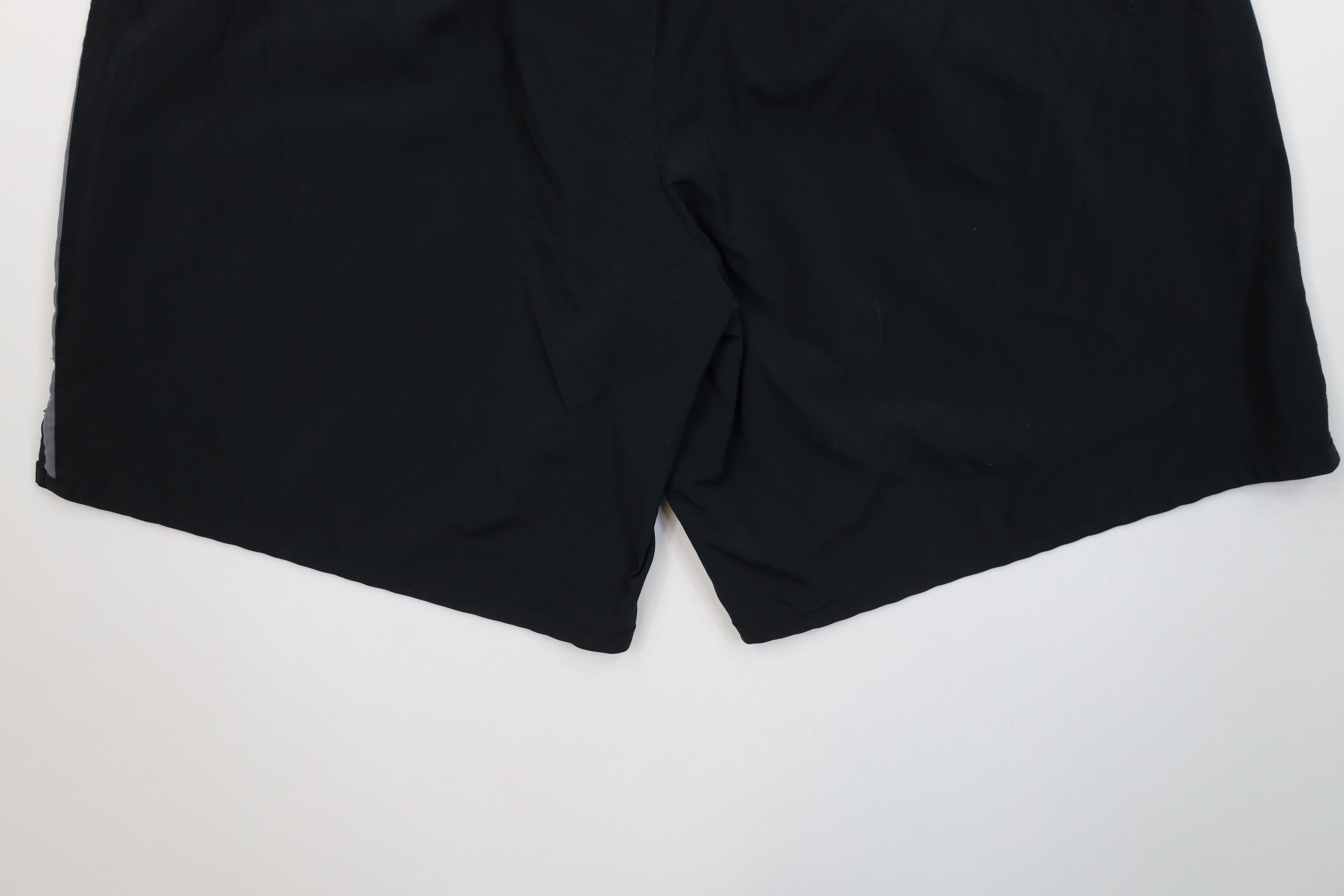 Nike Vintage Nike Scott Mini Swoosh Lined Above Knee Shorts Black Size US 34 / EU 50 - 12 Thumbnail