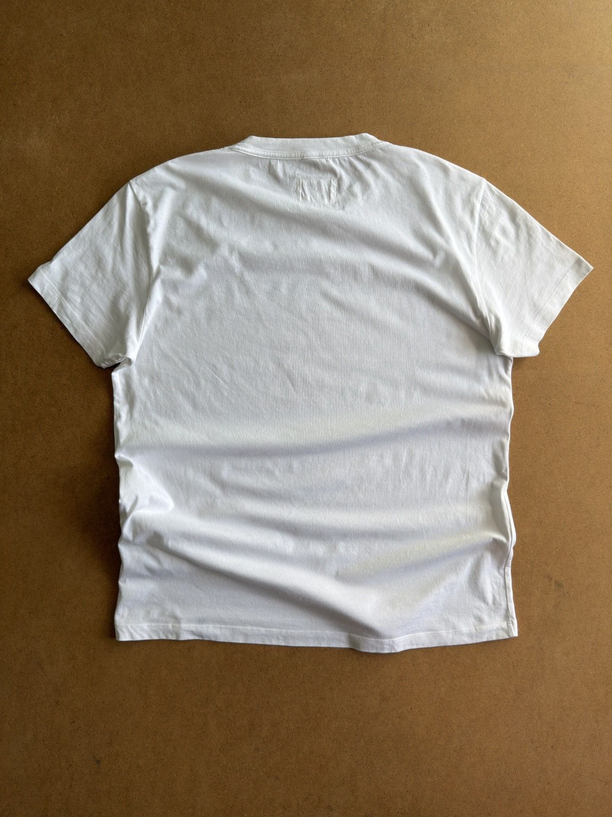 Marc Jacobs Marc Jacobs Upside Down Logo White Tee Size US XL / EU 56 / 4 - 2 Thumbnail