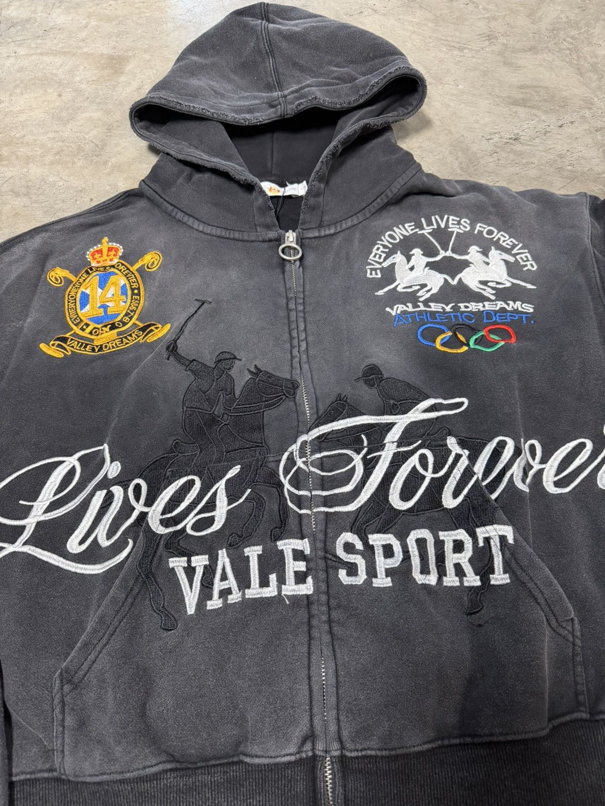 Vale Vale Forever Blackrock Zip Up Hoodie Size US S / EU 44-46 / 1 - 2 Thumbnail