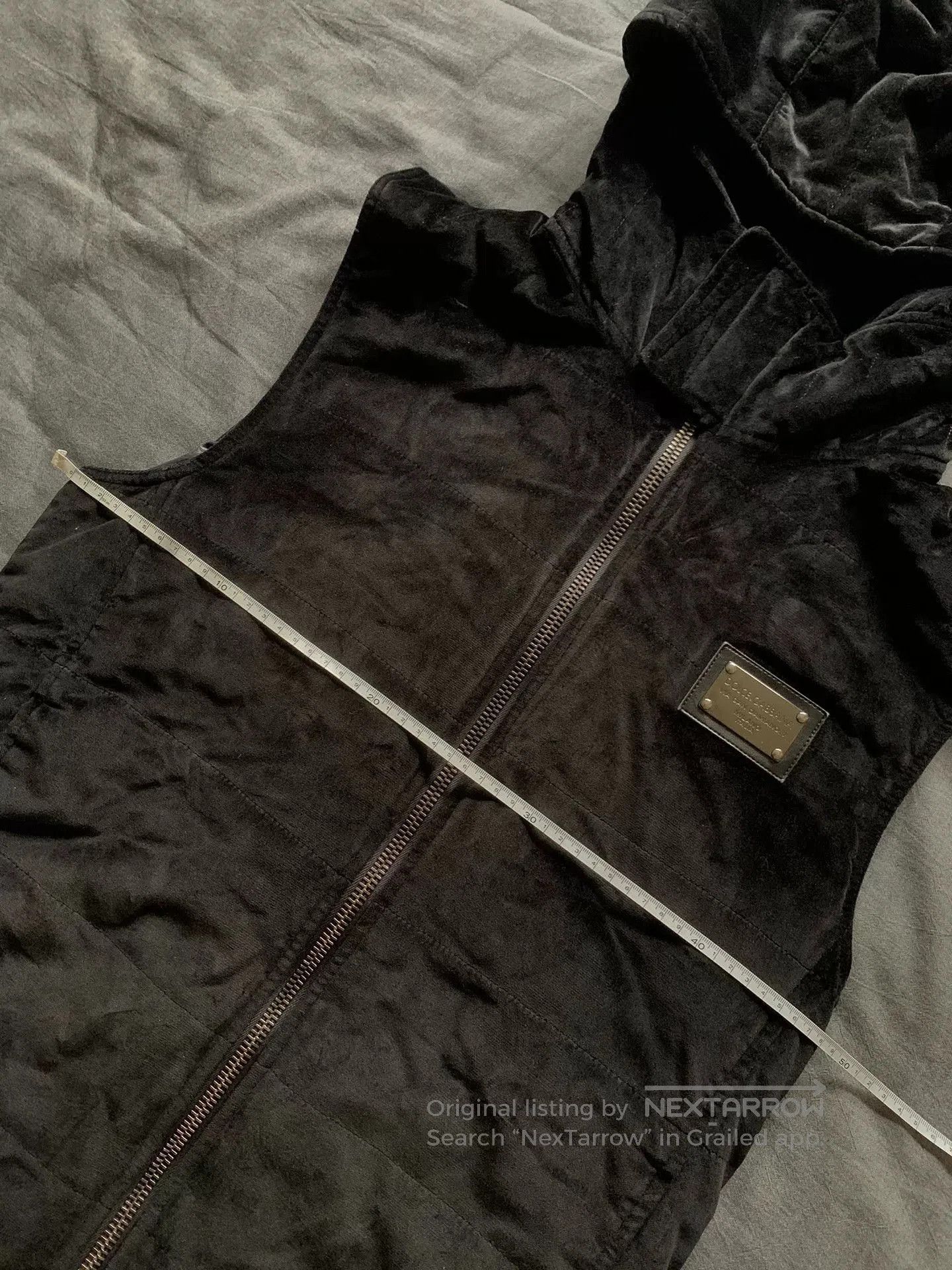 Dolce & Gabbana Dolce & Gabbana Velvet Hooded Vest. Size US M / EU 48-50 / 2 - 8 Thumbnail