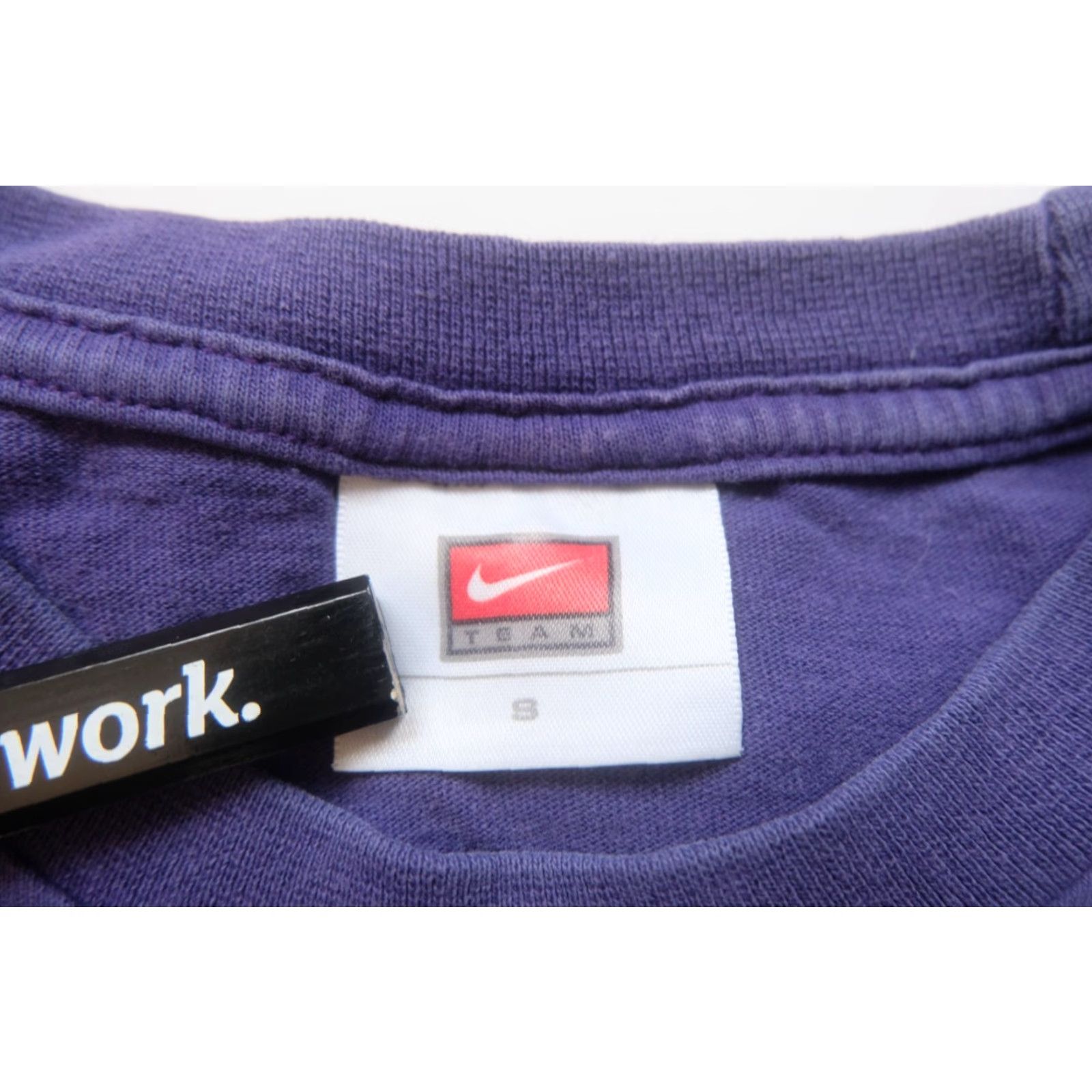 Nike VINTAGE Nike Kansas State Center Swoosh Purple 90s Y2K T Shirt Men Sz S Size US S / EU 44-46 / 1 - 5 Thumbnail