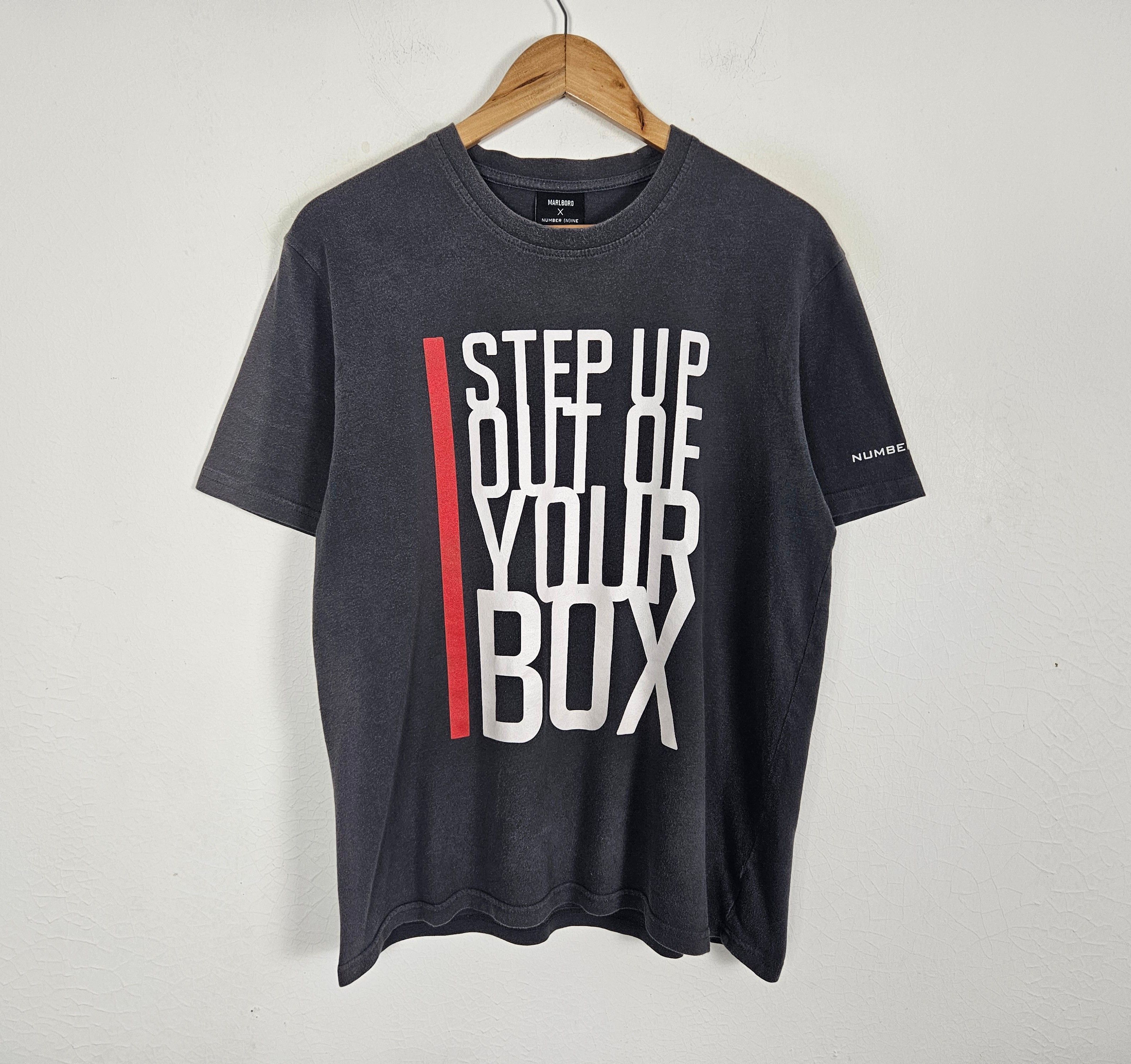 Marlboro × Number (N)ine Marlboro x Number Nine Step Up Out Of Your Box Size US L / EU 52-54 / 3 - 2 Thumbnail