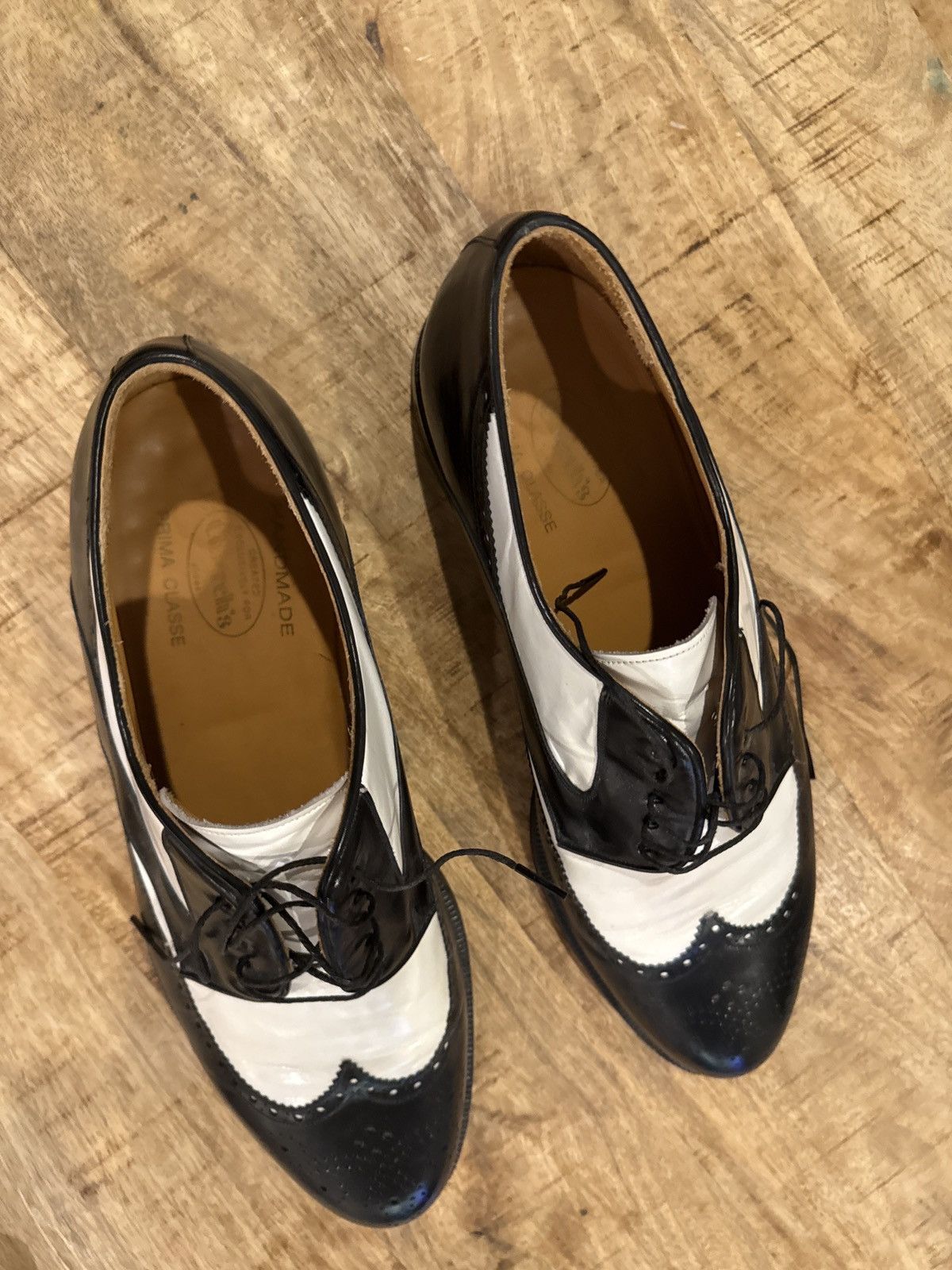 Crockett & Jones Church's Prima Classe Spectator Handmade Wingtip Oxford Shoe Size US 11.5 / EU 44-45 - 3 Thumbnail