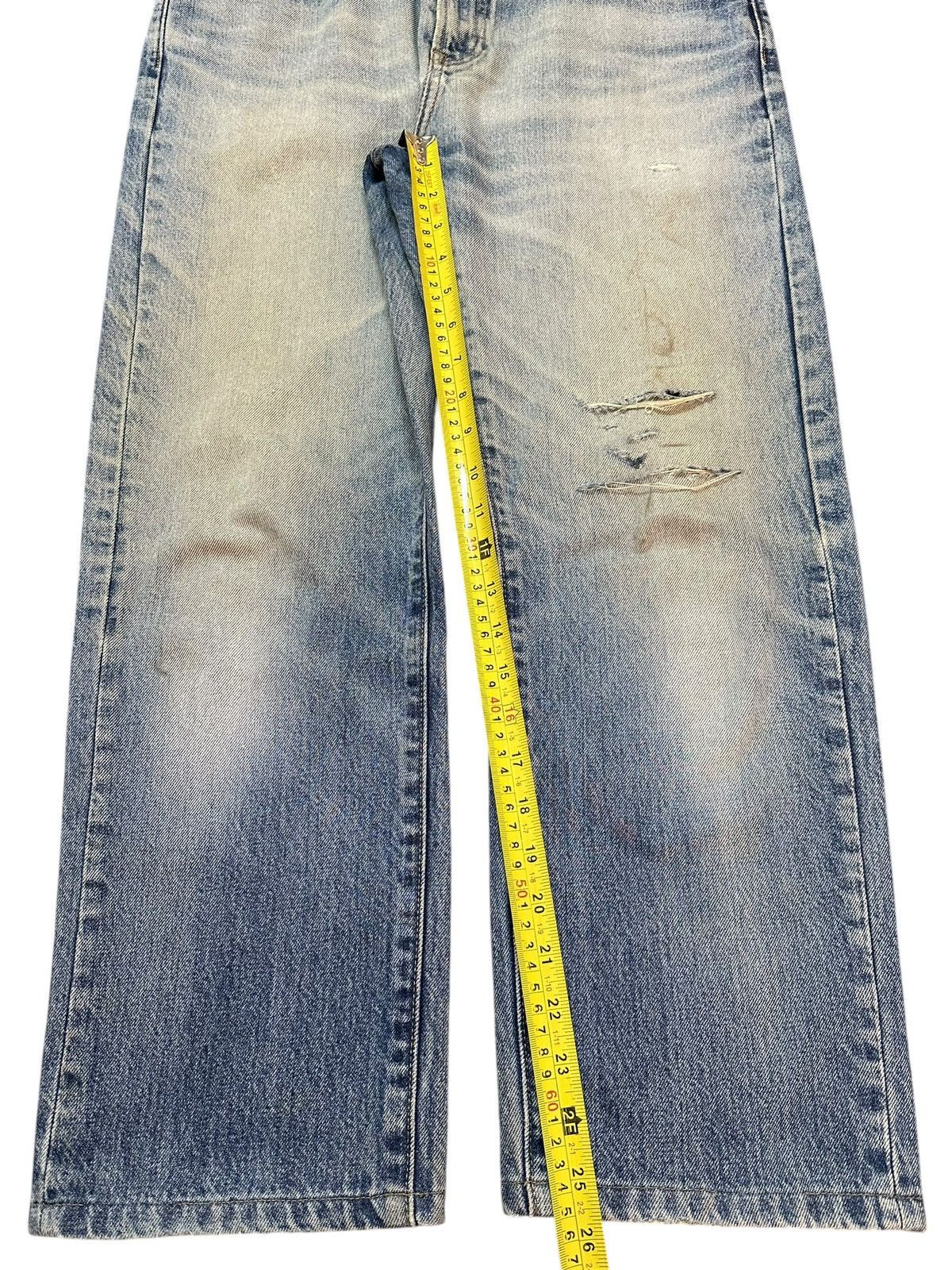 Uniqlo Vintage Japanese Uniqlo Faded Wash Distressed Loose Jeans Size US 32 / EU 48 - 14 Thumbnail