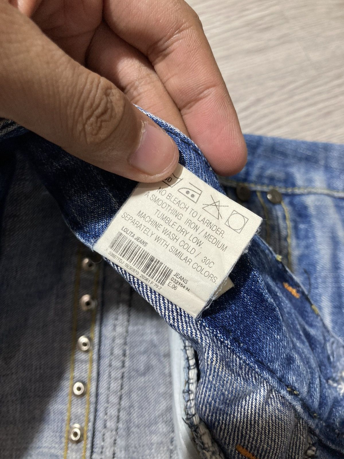 If Six Was Nine 2000s Lolita Y2k Studded Faded 3/4 Jeans Pants Lgb Punk Size US 32 / EU 48 - 23 Thumbnail